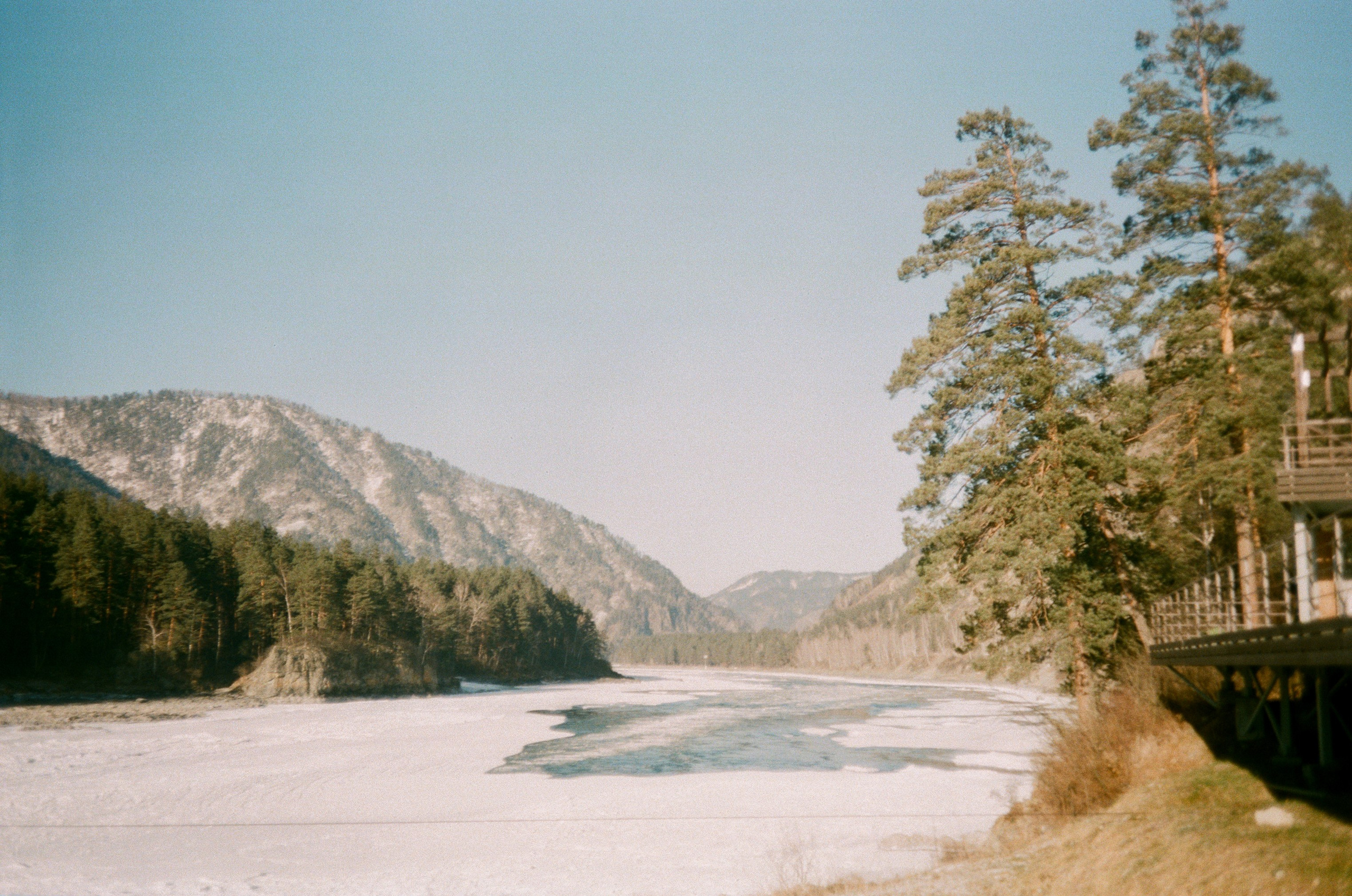 Мост к Камышлинскому водопаду, Белые Скалы
