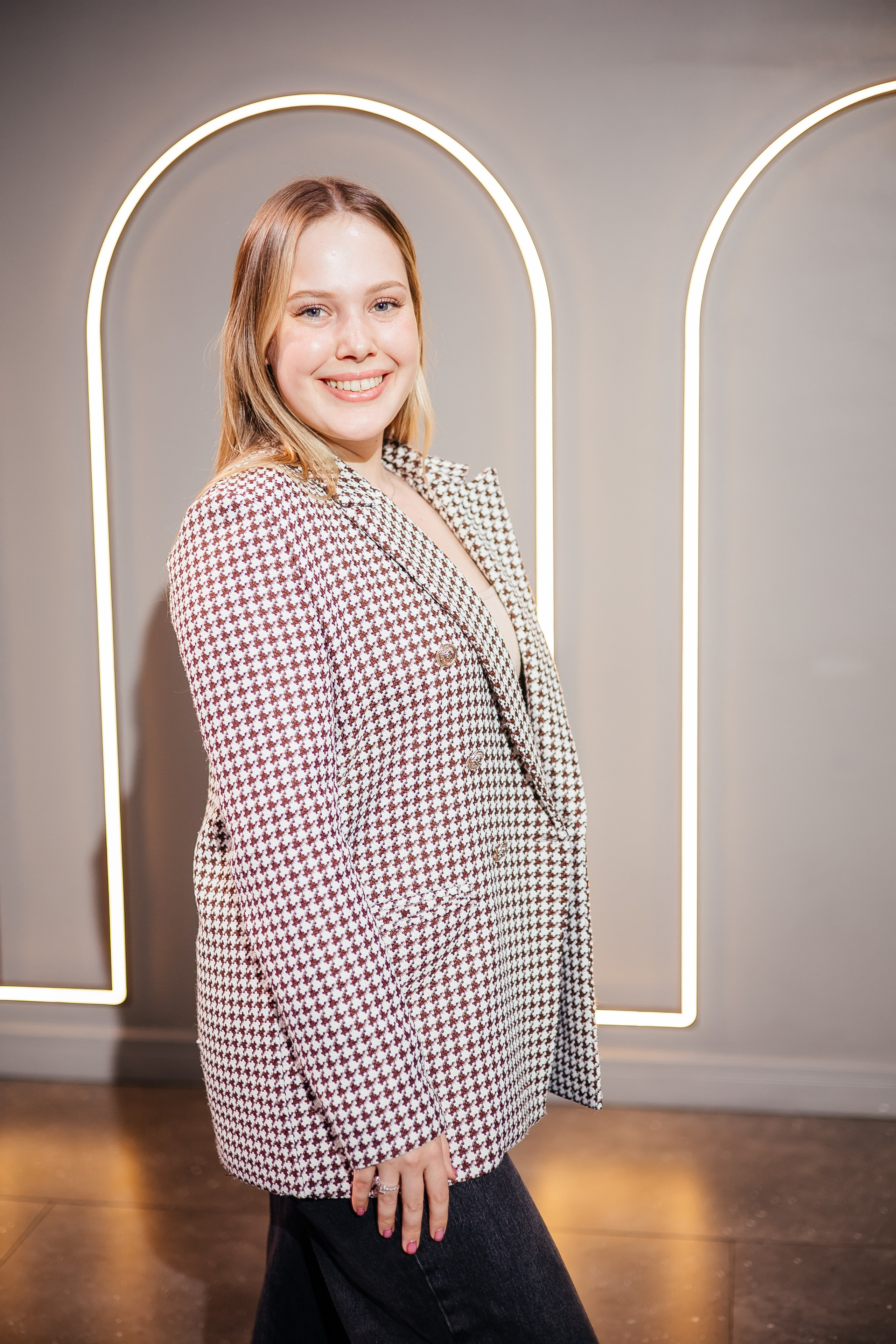 Презентация новинок систем света Maytoni в One way loft. Фотограф в Красноярске Надежда Воскресенская