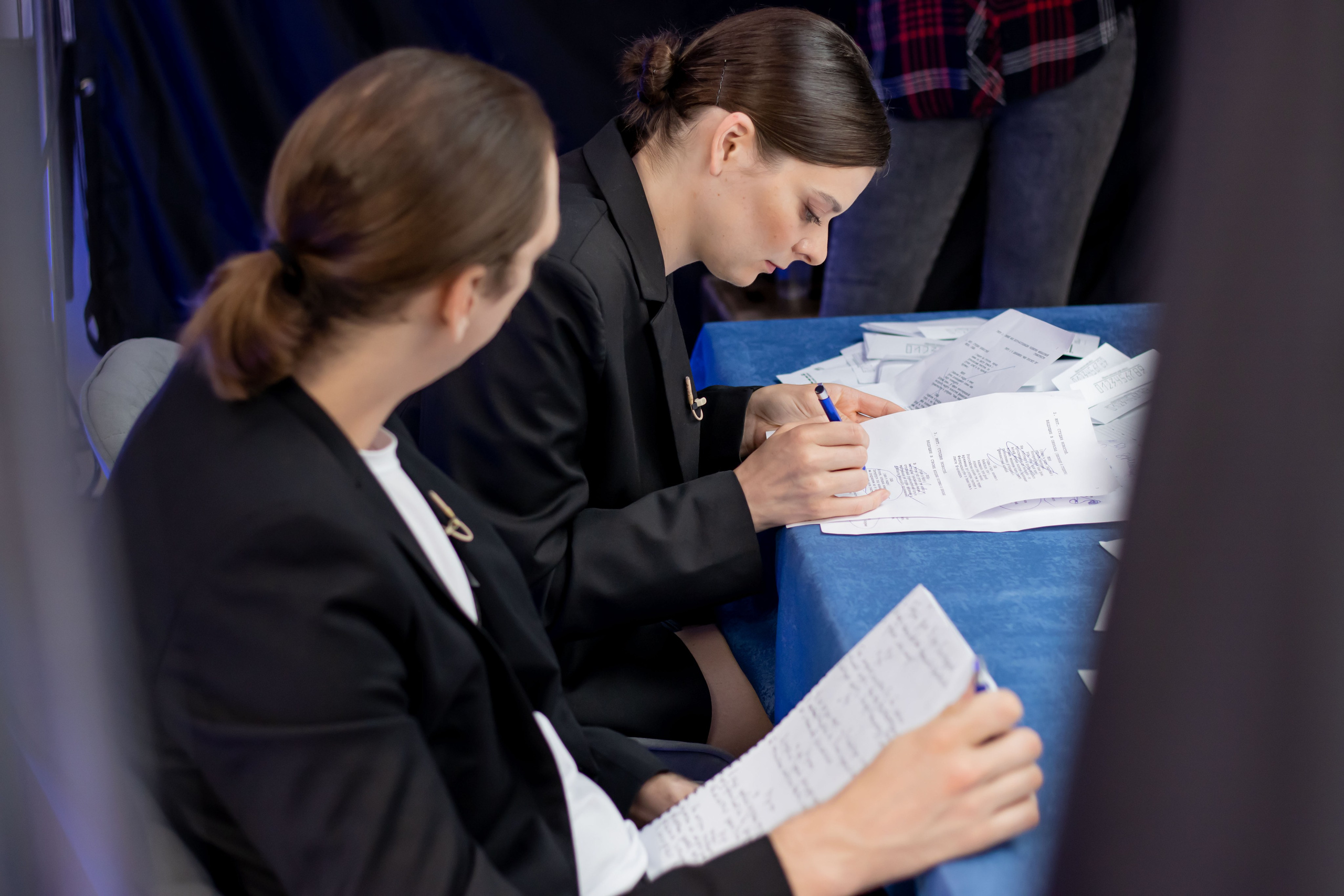 Backstage. Репортажный фотограф в Москве Катя Луговая, портретный фотограф и «street» фотограф, фотосессии «под ключ»