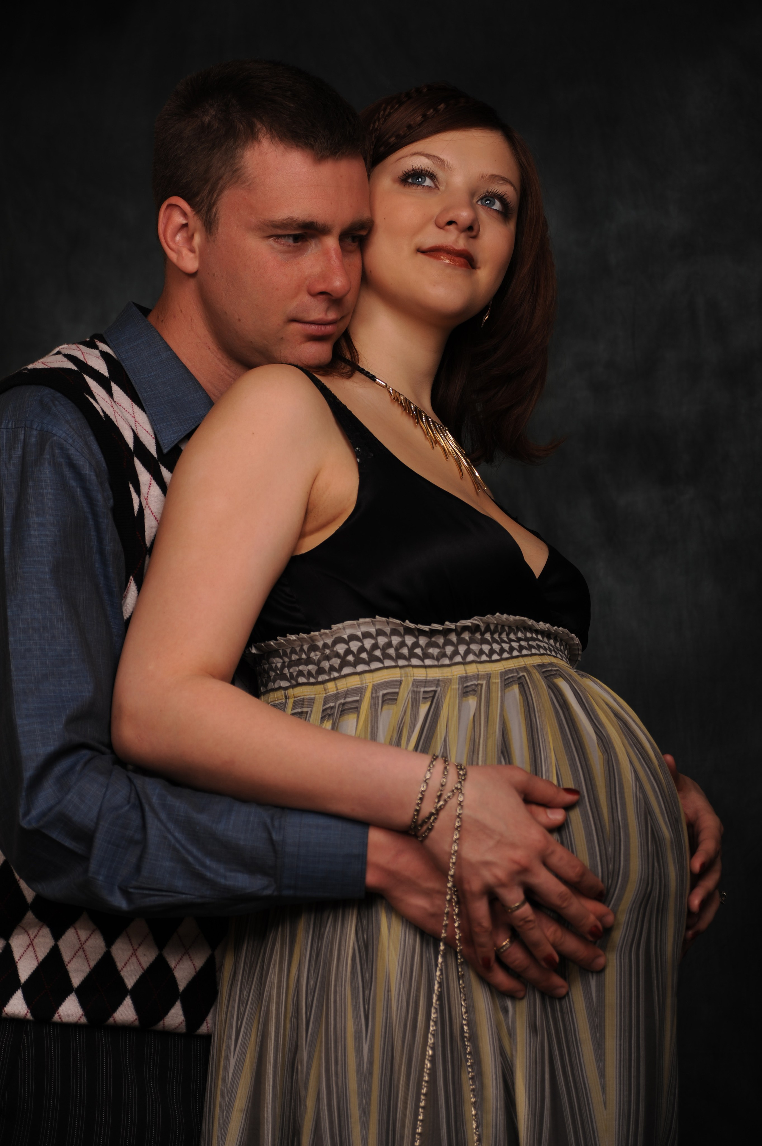 Фотосессия во время беременности от студии Love Story. Максим Матвийченко и Виктория Басова профессионалы своего дела