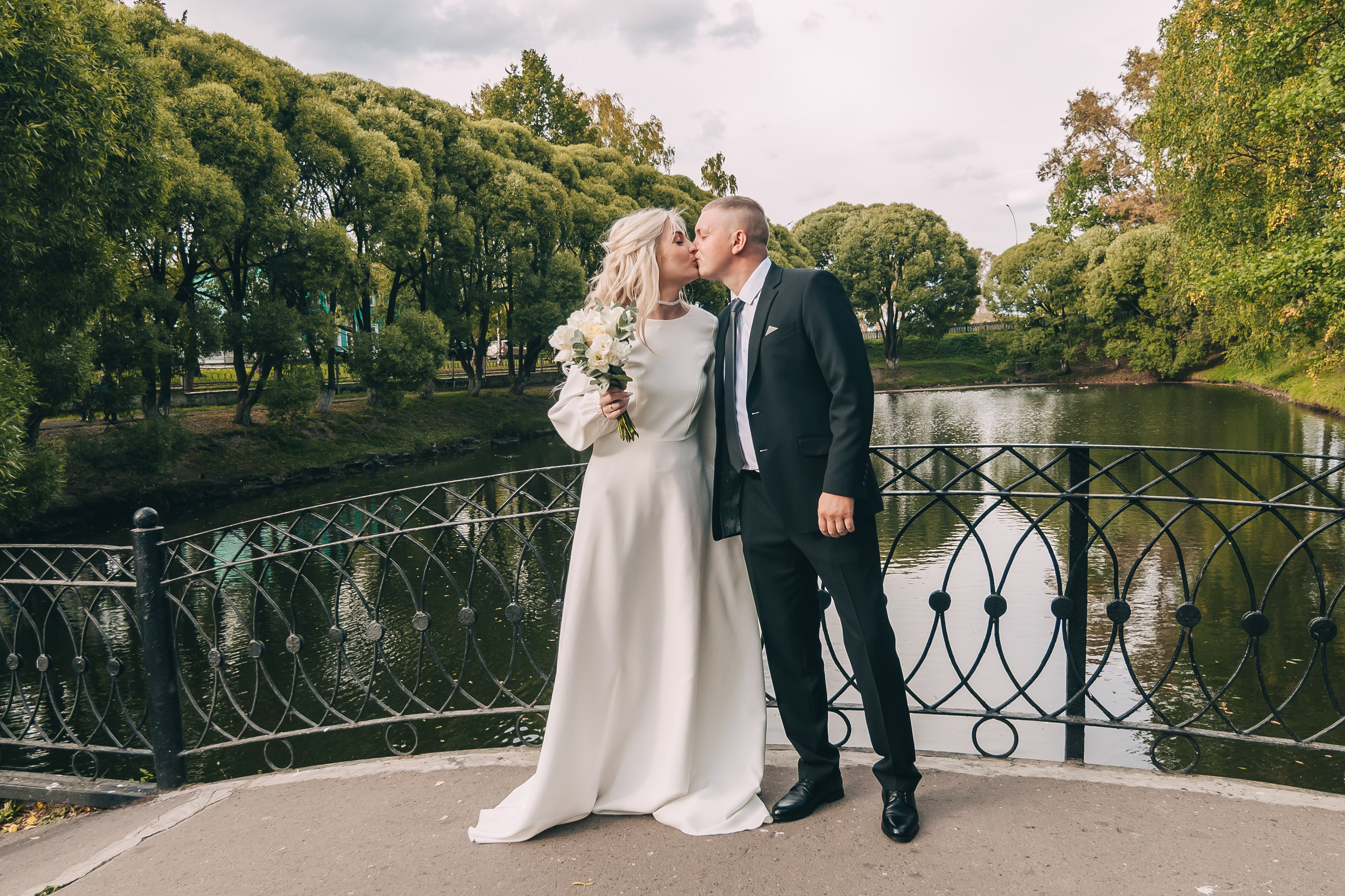 Свадебная съёмка для Екатерины и Андрея (роспись, прогулка, банкет). Свадебный и семейный фотограф г. Ярославль Савинская Анастасия