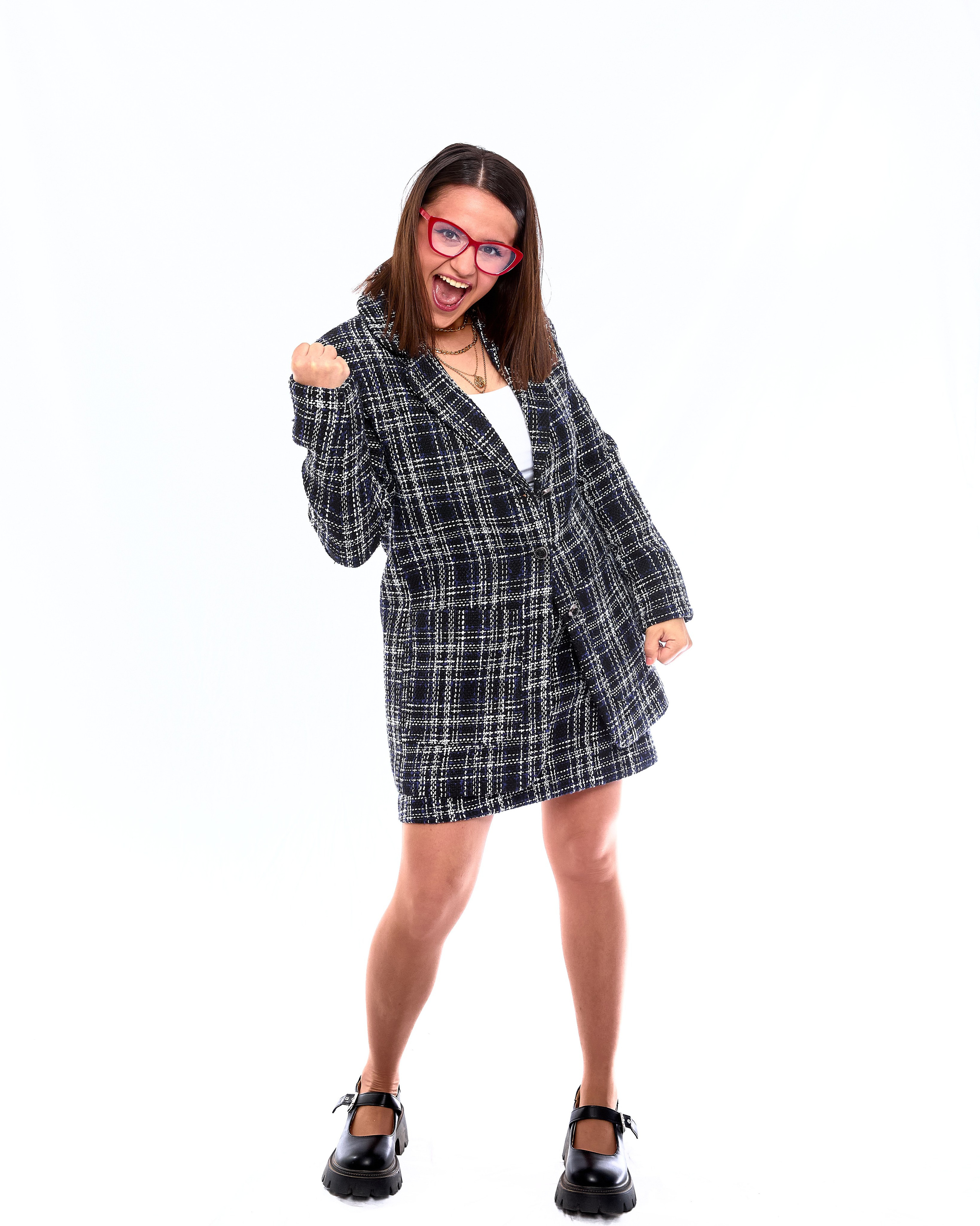 VAVADA. Святослав Лебедев | Рекламный фотограф — Коммерческая съемка, Арт-дирекшн, AI-интеграция