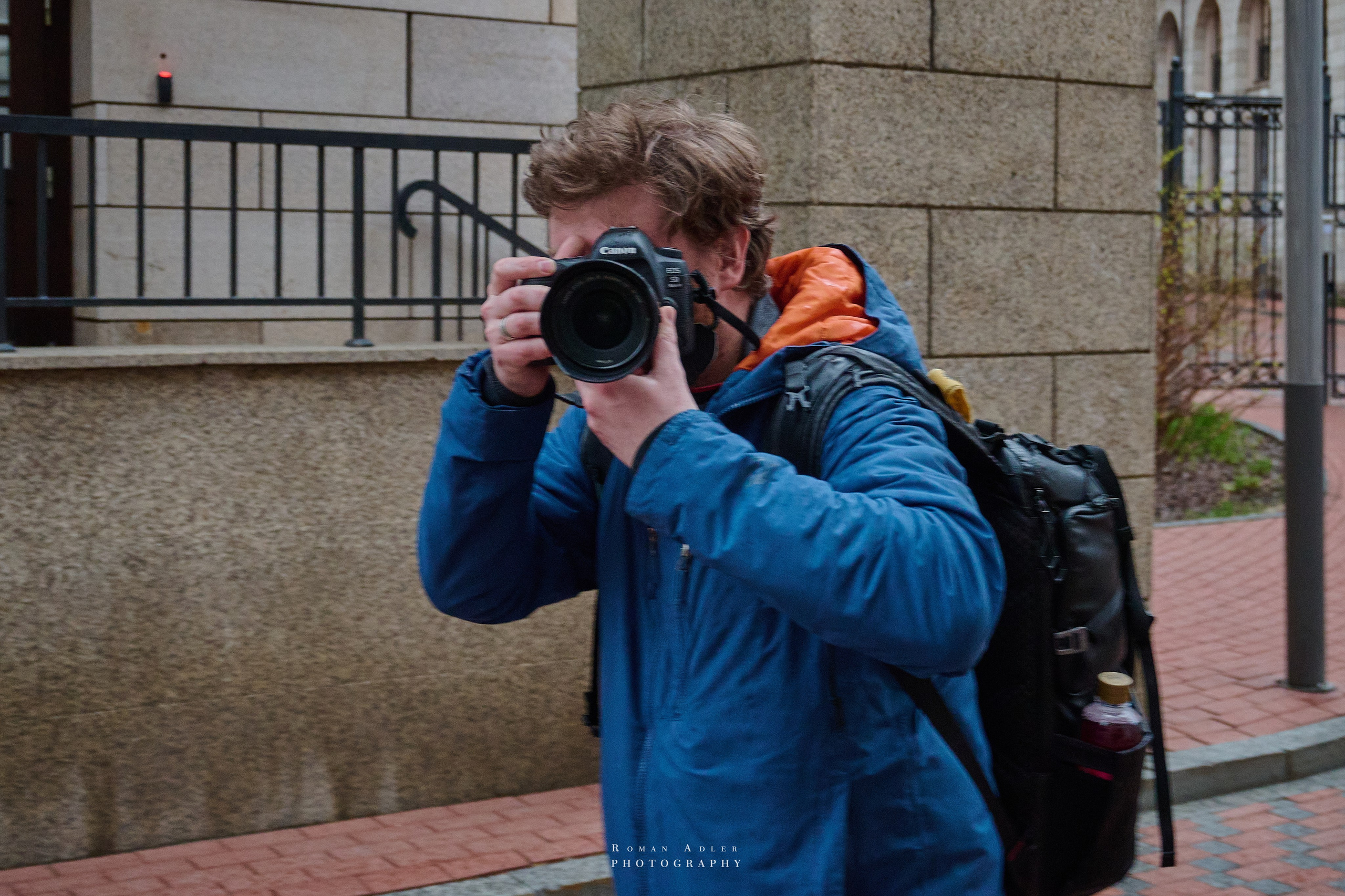 Уличный драйв!. Фотограф Роман Адлер