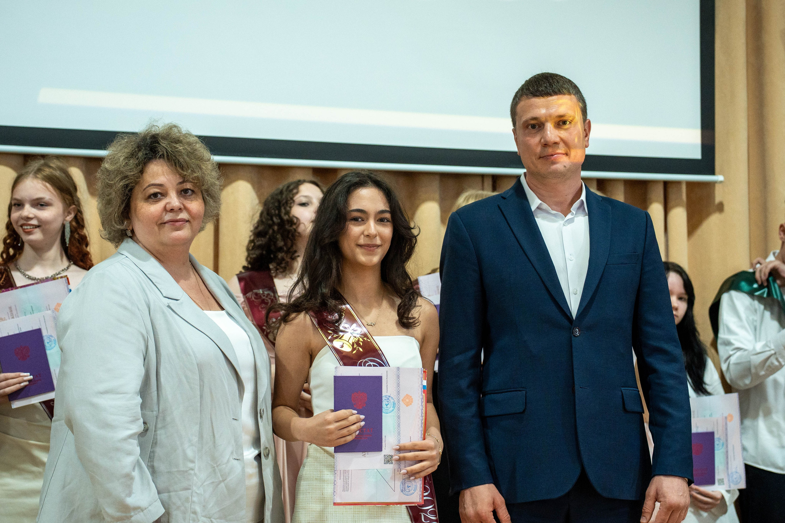 Выпускной 26.06.2026. Коммерческий и художественный фотограф и видеограф в Москве Арсений Тургенев