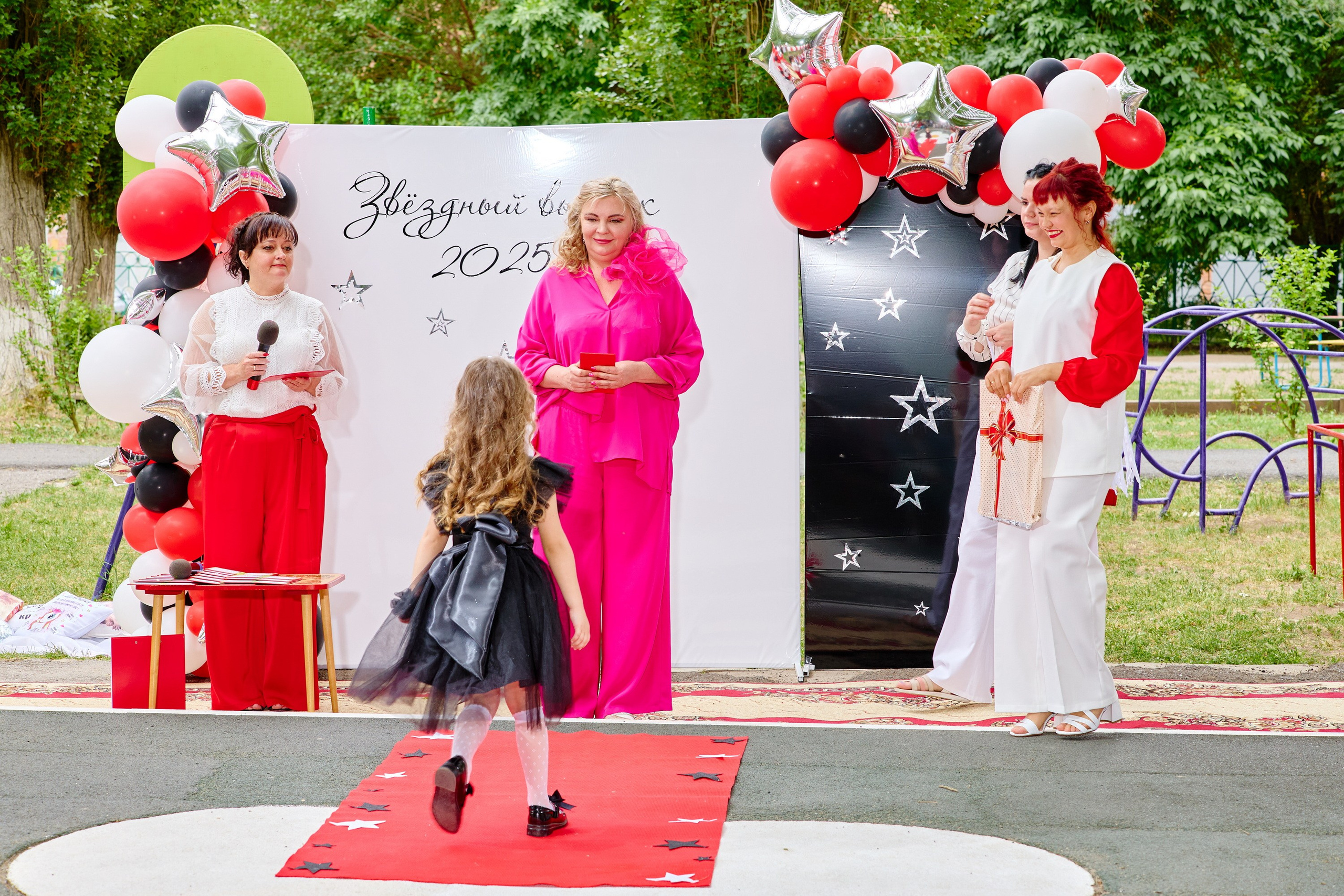 Выпускной 45 сад. Фотограф Выпускные альбомы Таганрог Сергей Коробченко