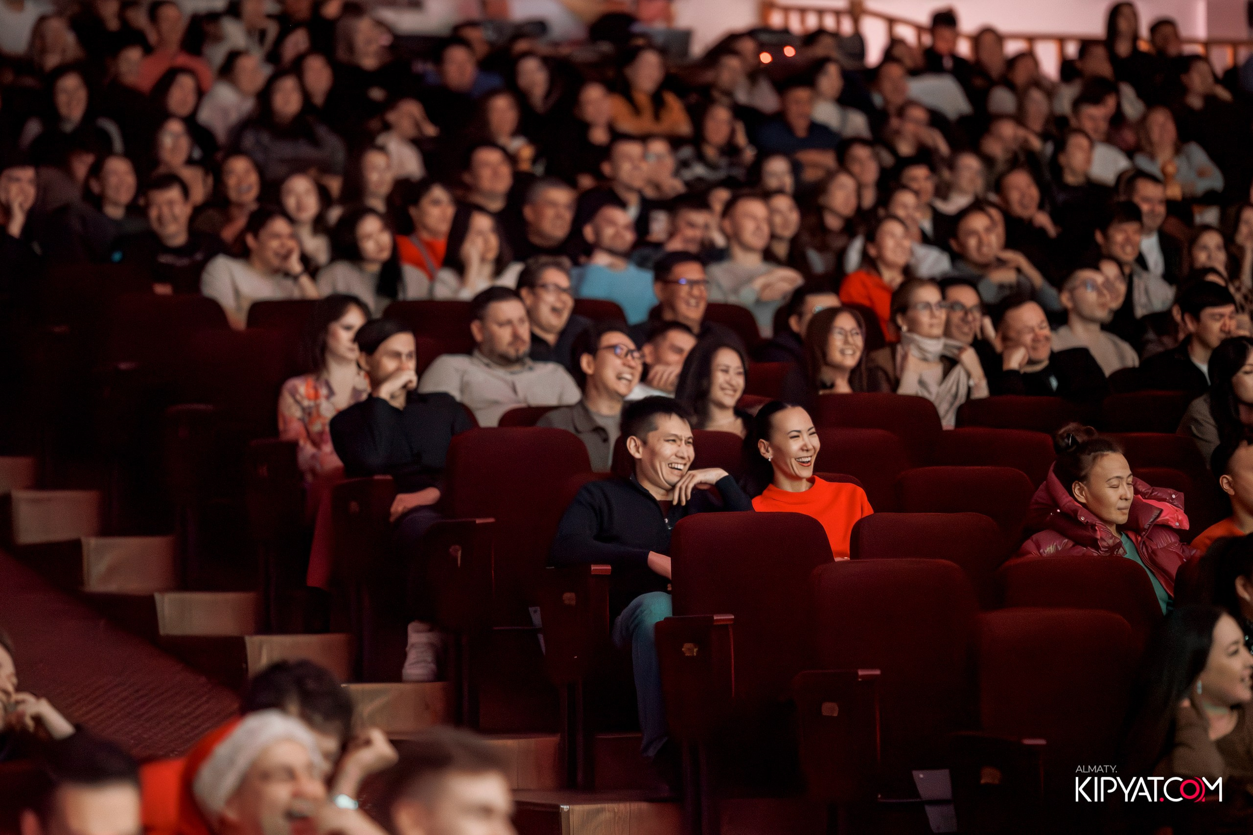 STAND UP КОНЦЕРТ АЛЕКСАНДА МЕРКУЛЬ. КИПЯТКОМ АЛМАТЫ! Фотосъемка мероприятий в Алматы