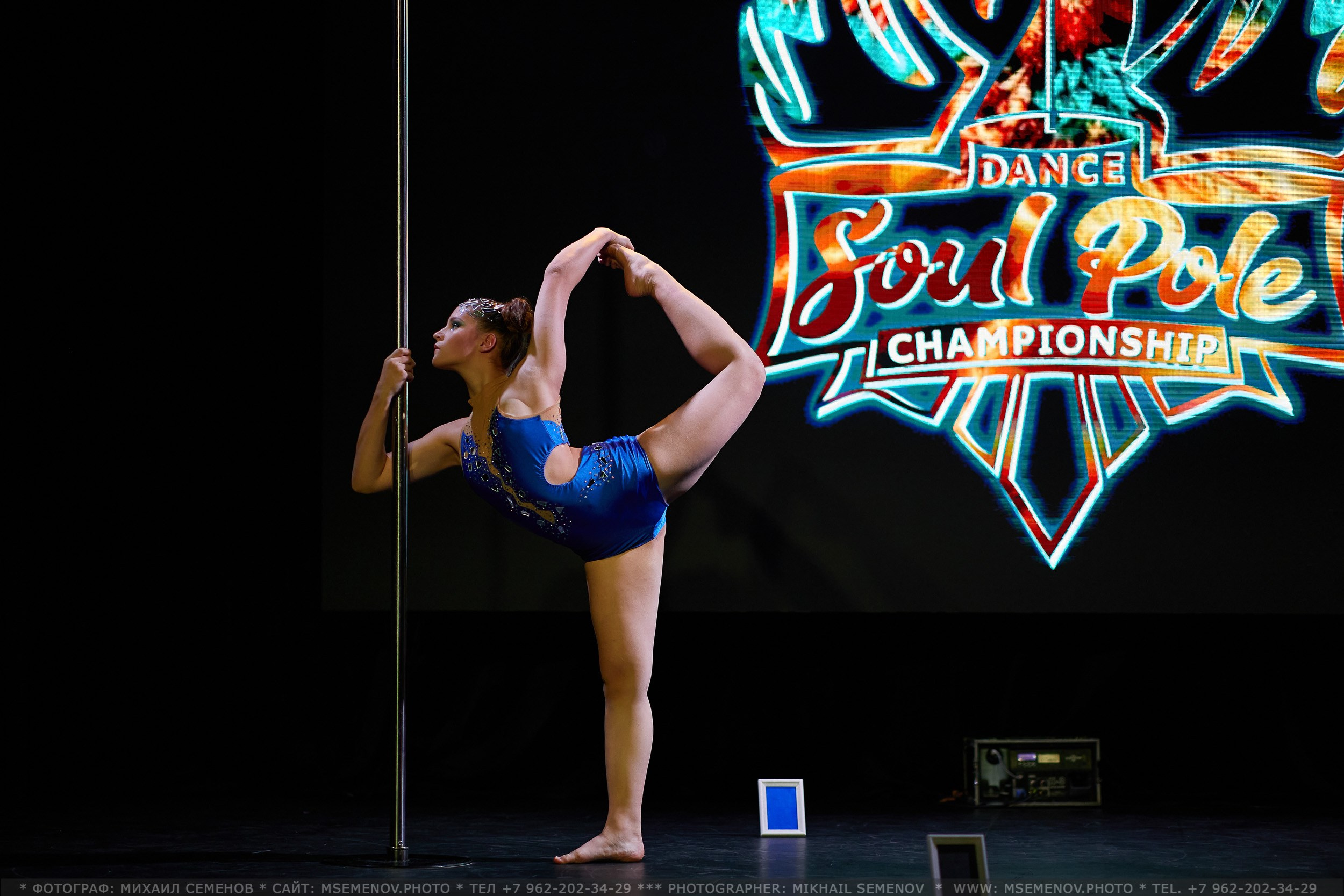 Анонс «SOUL POLE CHAMPIONSHIP IV». Photographer for business Mikhail Semenov. Aqua photo studio, photo school