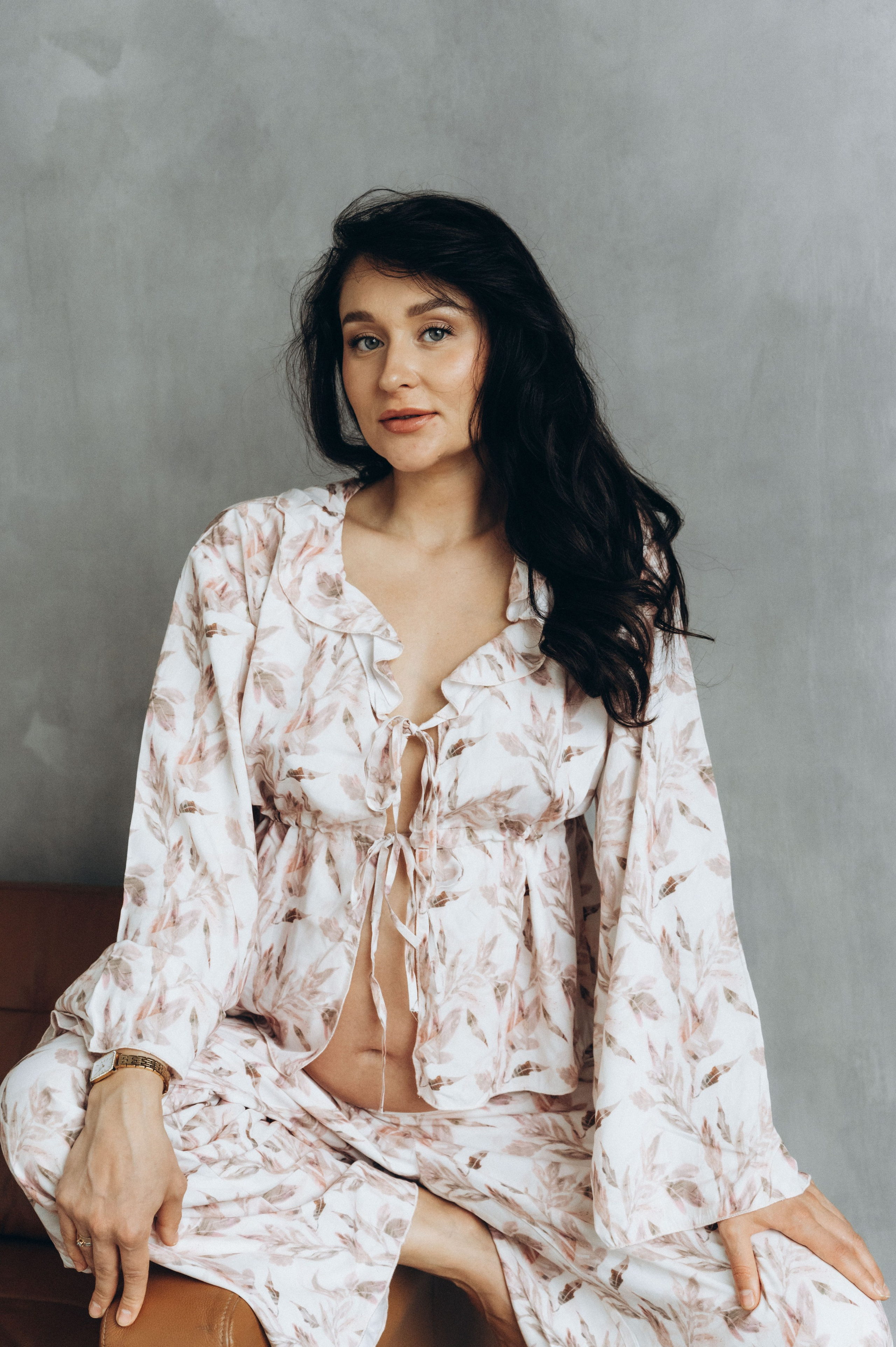 Профессиональный семейный и беременный фотограф в Санкт-Петербурге — Маргарита Иванова. Индивидуальные фотосессии под ключ: от образа до гот. Профессиональный фотограф беременности в СПБ. Стильные фотосессии беременности в стиле минимализм и классическая фотография