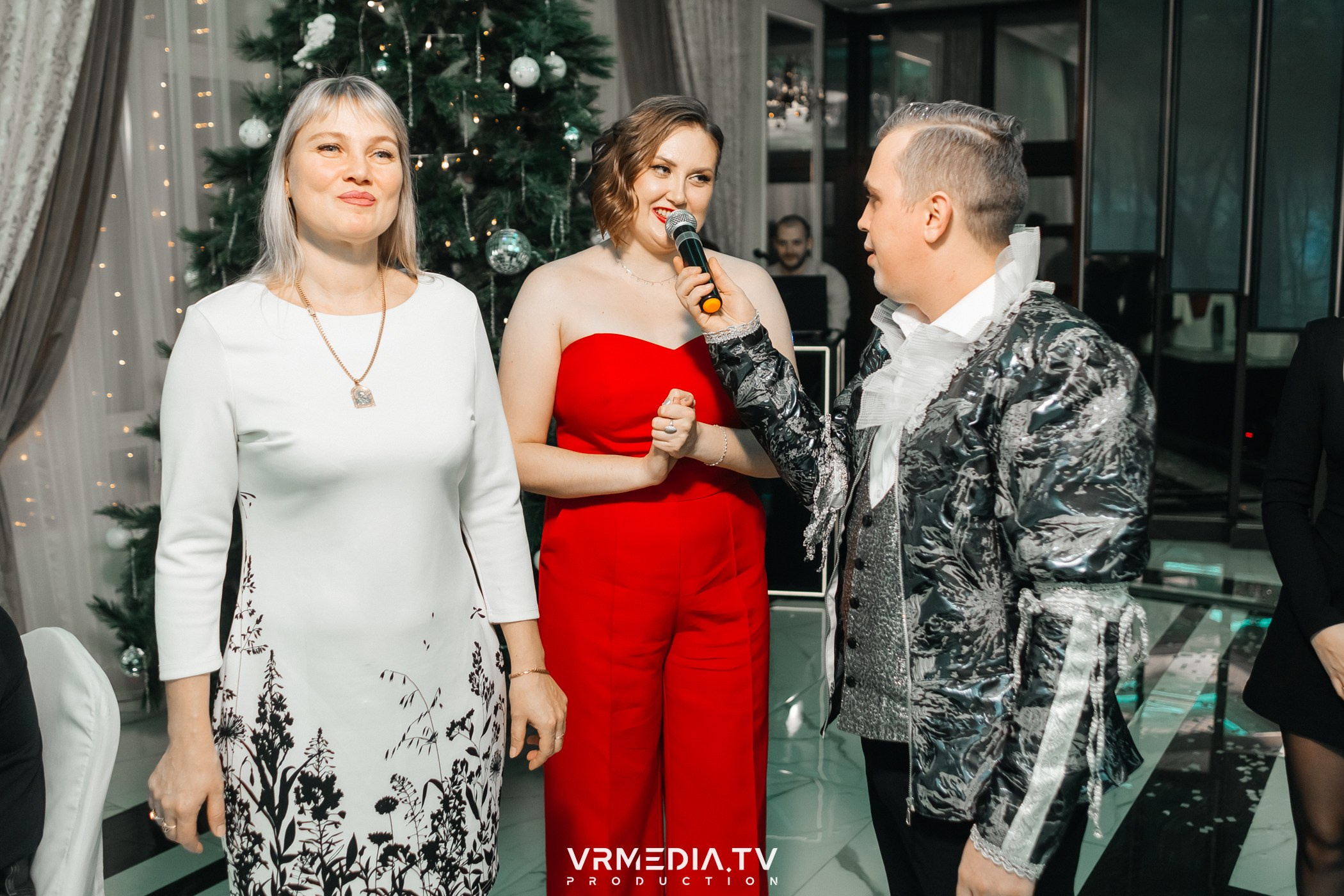 Новогодний вечер в ресторане «Лазурный Берег»