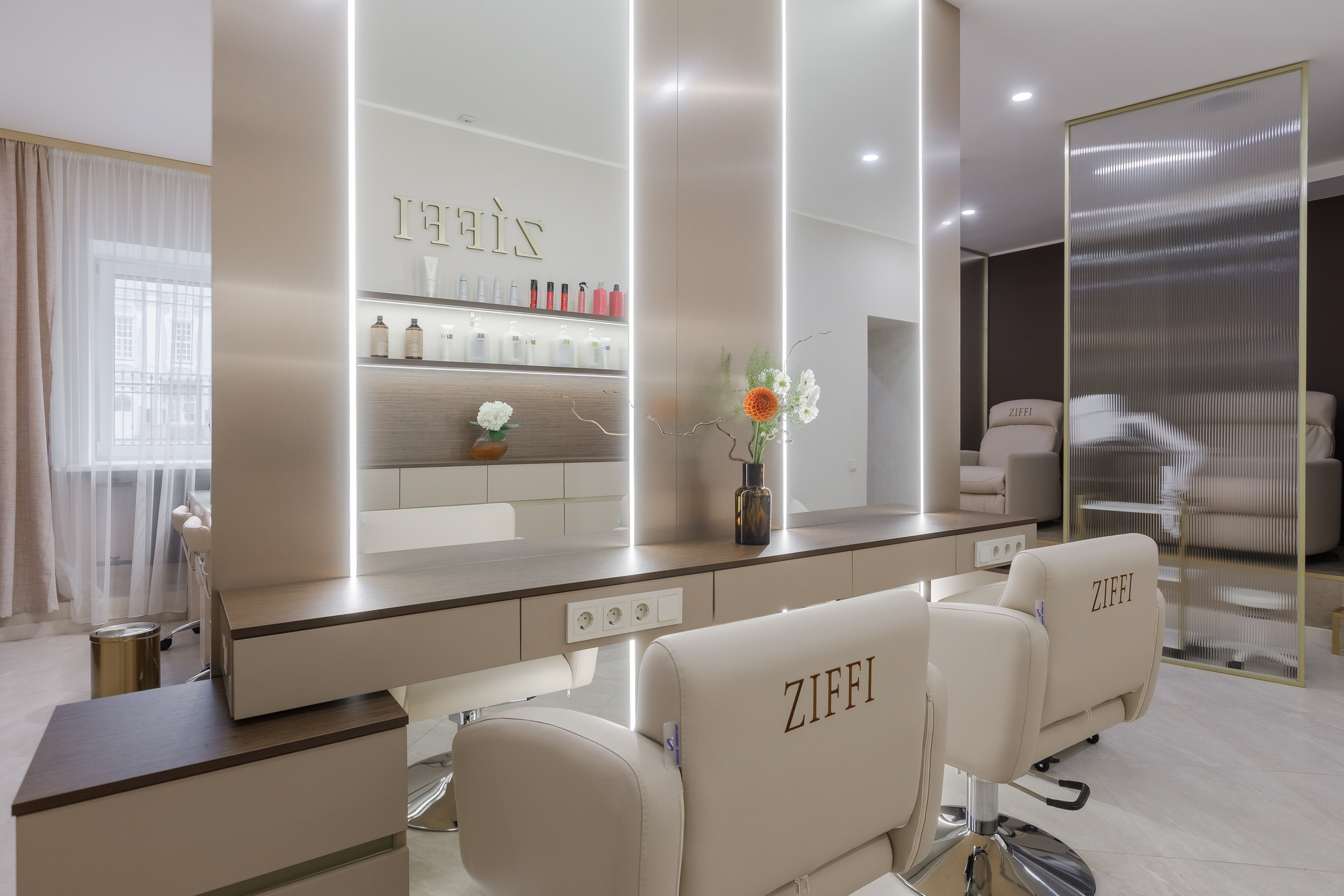 Интерьерная съемка салона красоты. Интерьерный фотограф в Москве Роман Потапов