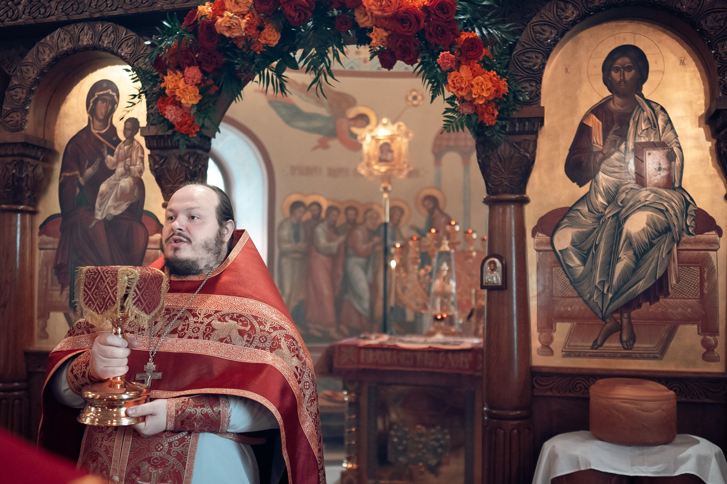 Богослужение на Светлой седмице в Херсонесском монастыре г. Севастополь. Церковный фотограф Севастополь