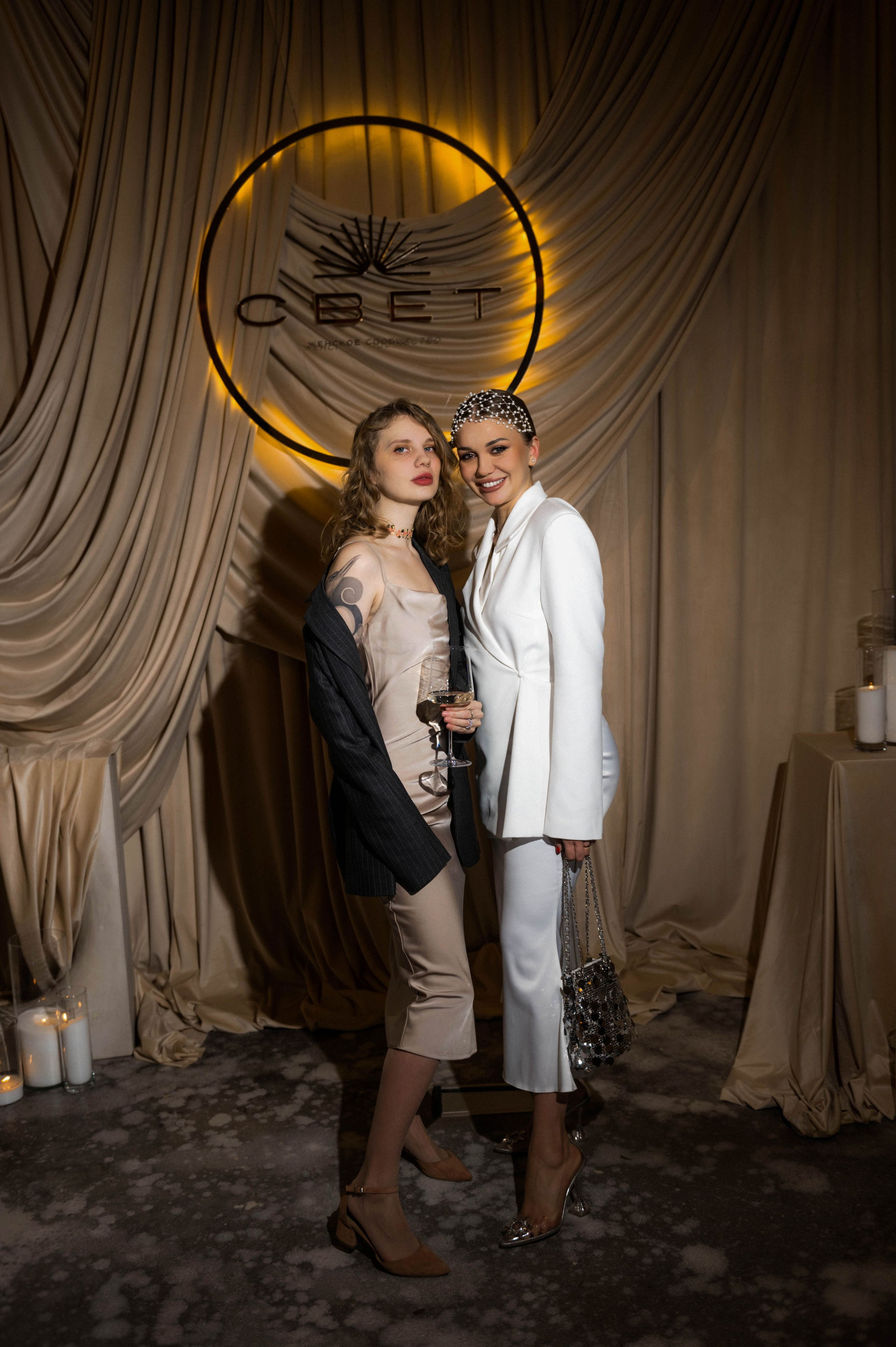 Light. Свадебный фотограф МОСКВА, КРЫМ, СМОЛЕНСК АЛЯ КОНОВАЛОВА