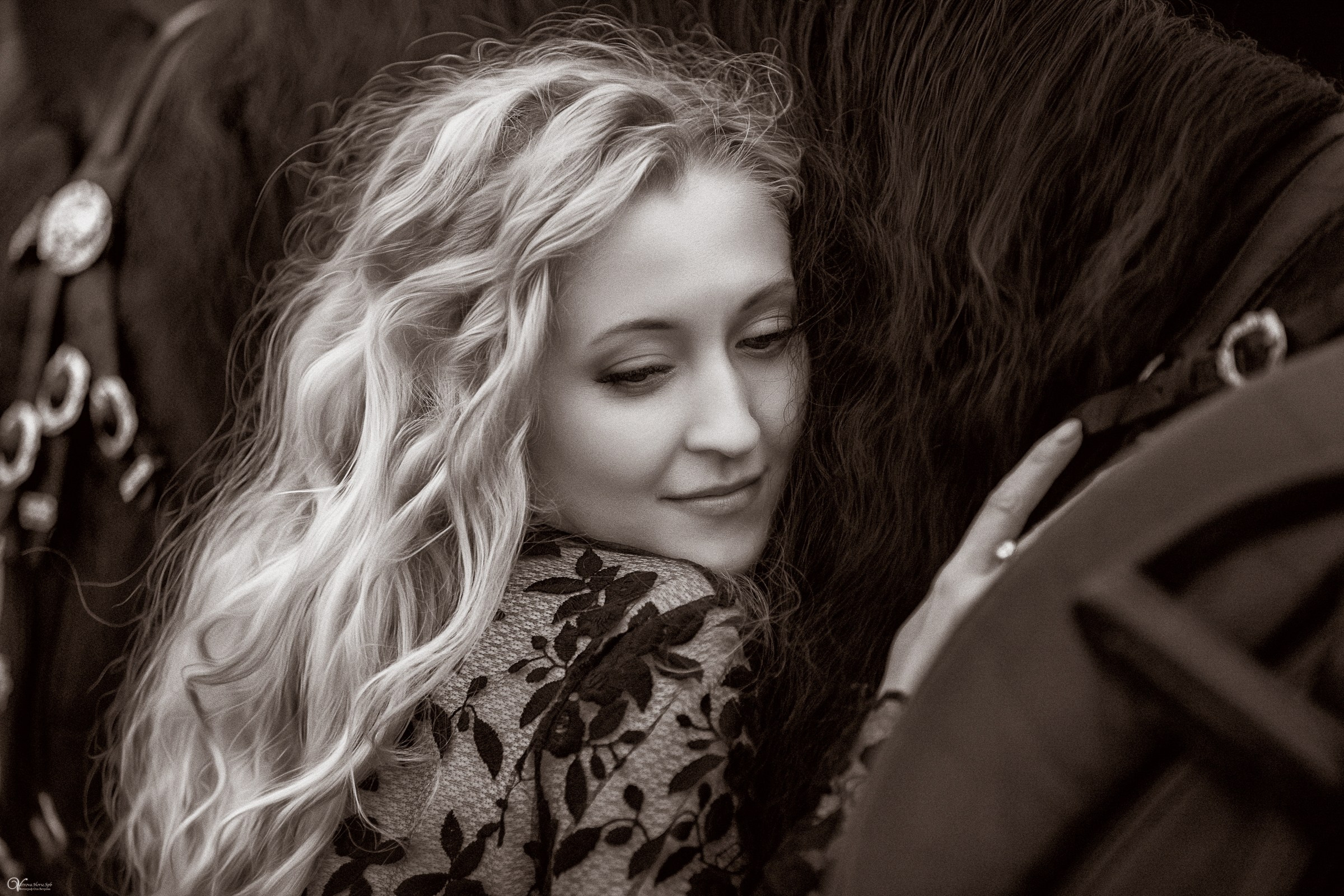 Фотосессии с лошадьми летом. Фотограф женский и мужской портрет Санкт-Петербург