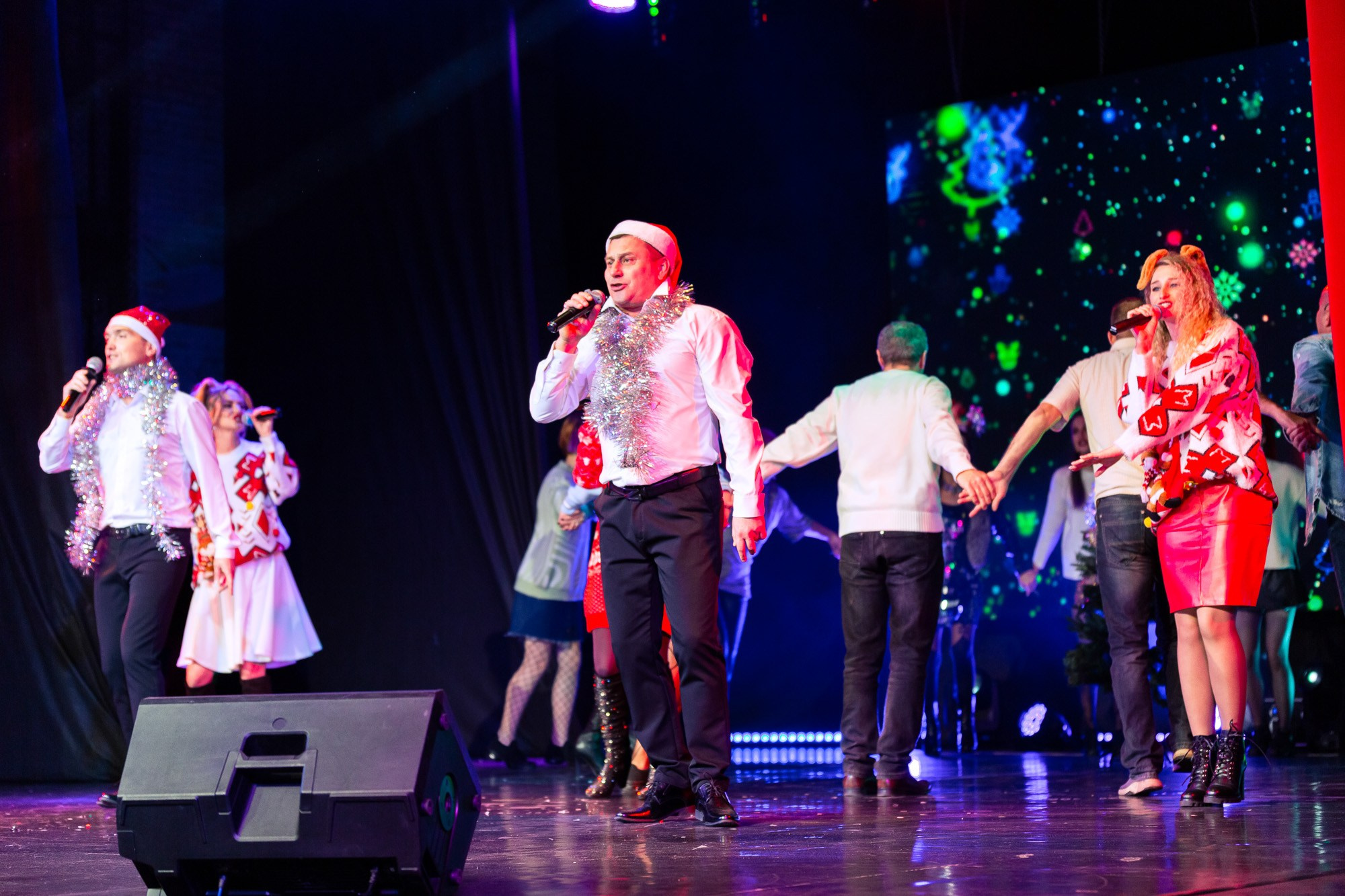 Концерт в Доме культуры. Андрей Кровлин — фотограф в Славянке