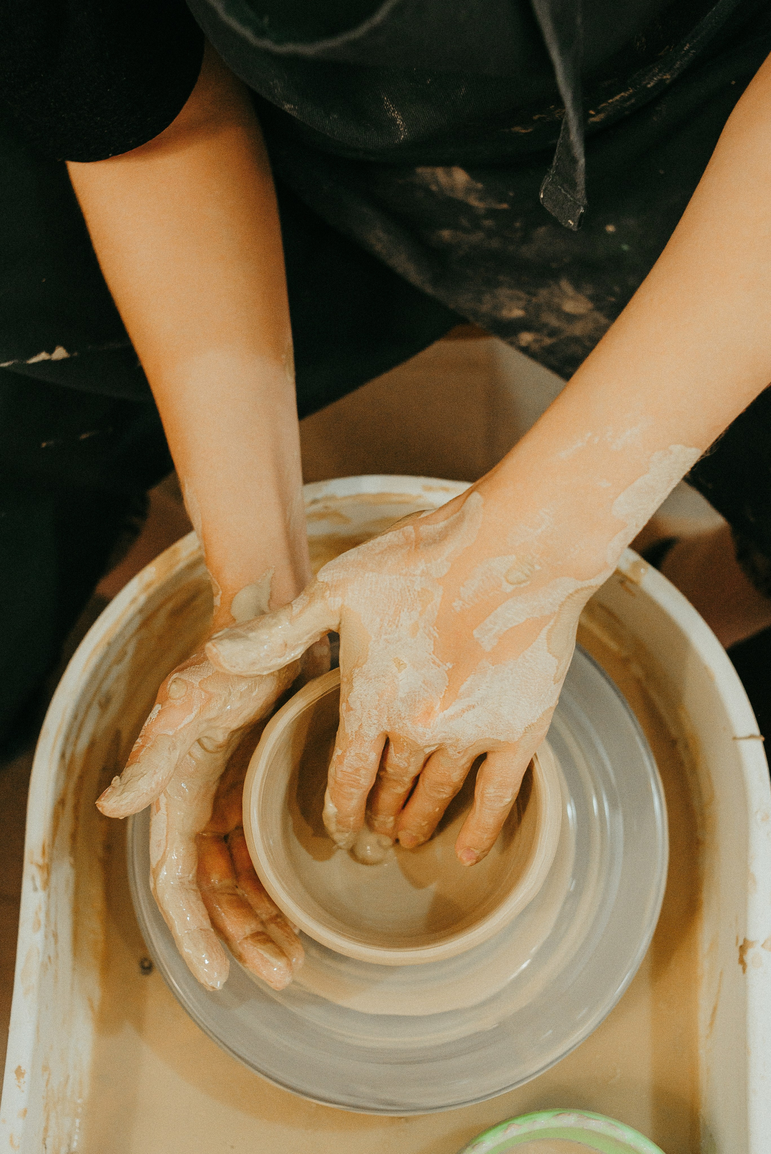 Троицкие в гончарной мастерской. Семейный и детский фотограф Иваново Ксения Азаренкова