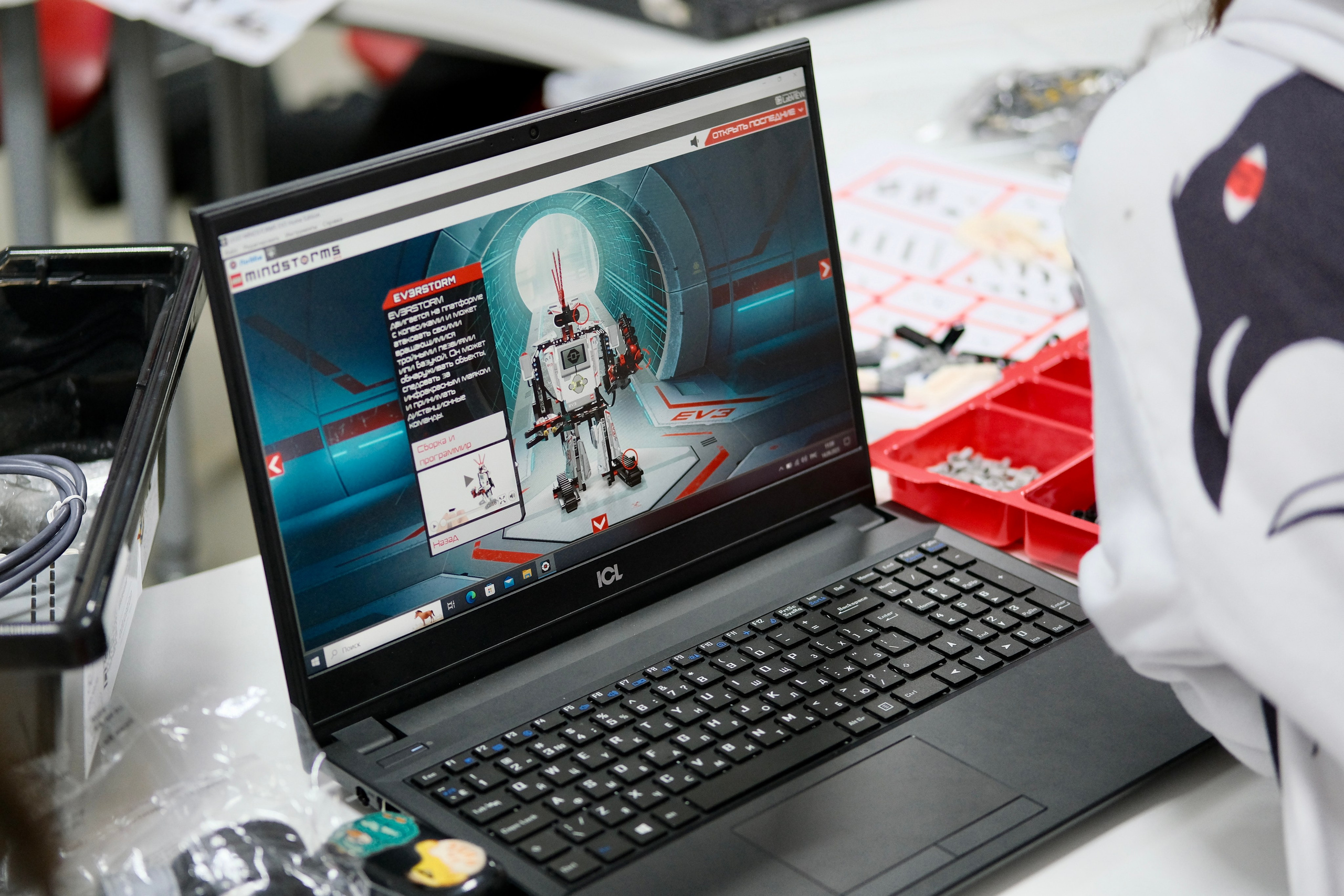 Михеевская школа, Калужская область. Фотограф Евгений Андреев