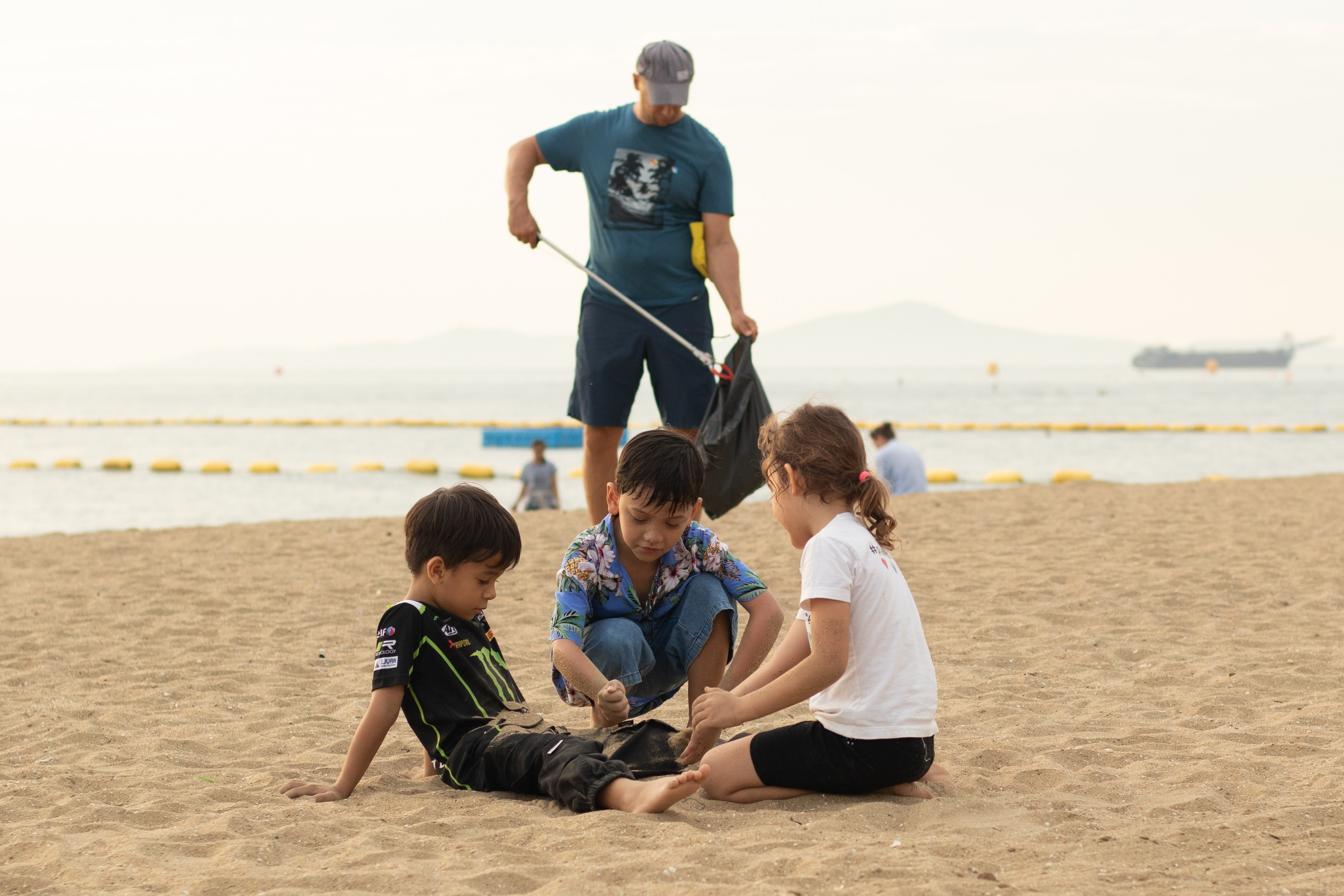 PlanetCleanUp 13/12/25. Портретный фотограф Паттайя