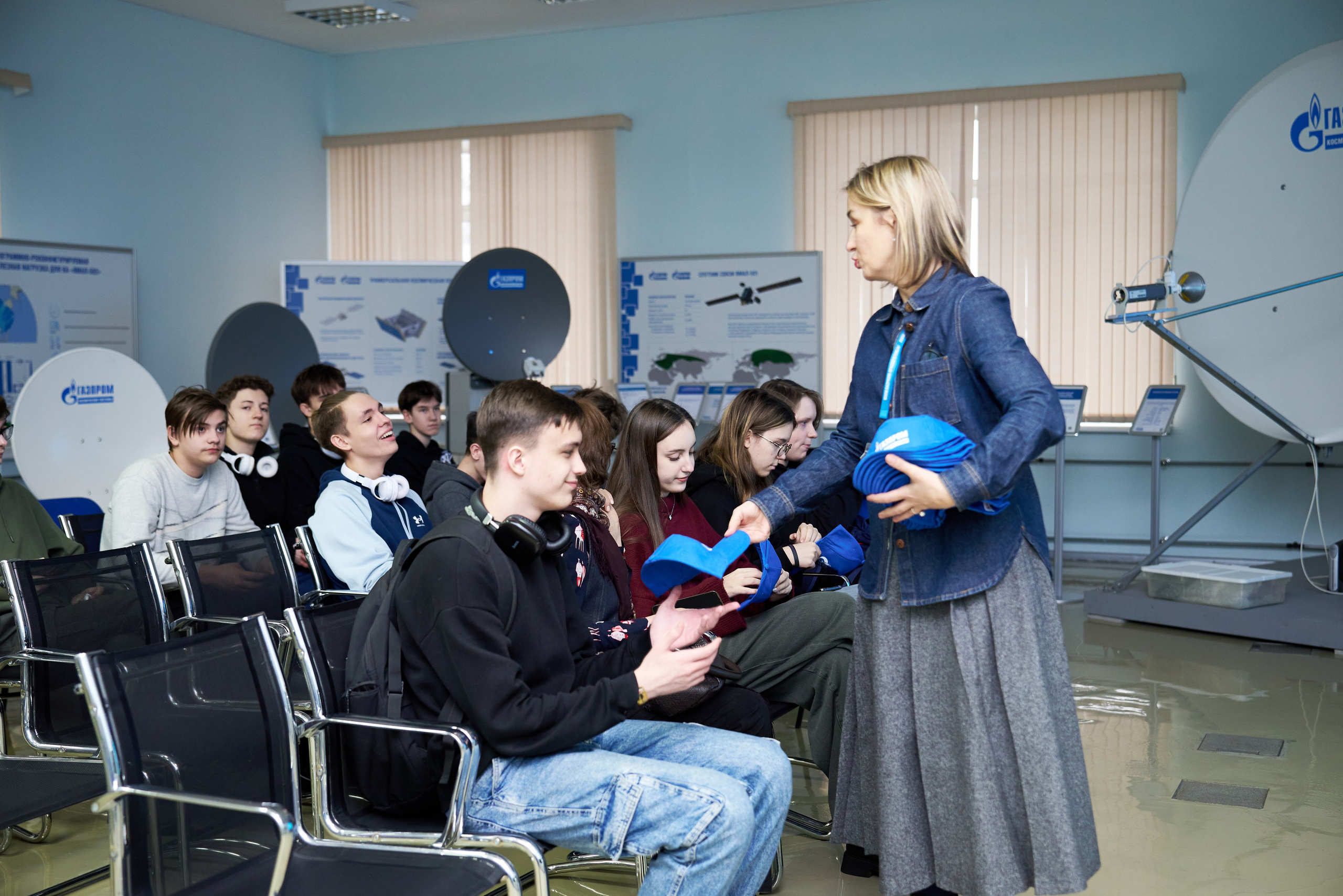 Экскурсия в «Газпром Космические системы». Фотограф Щёлково