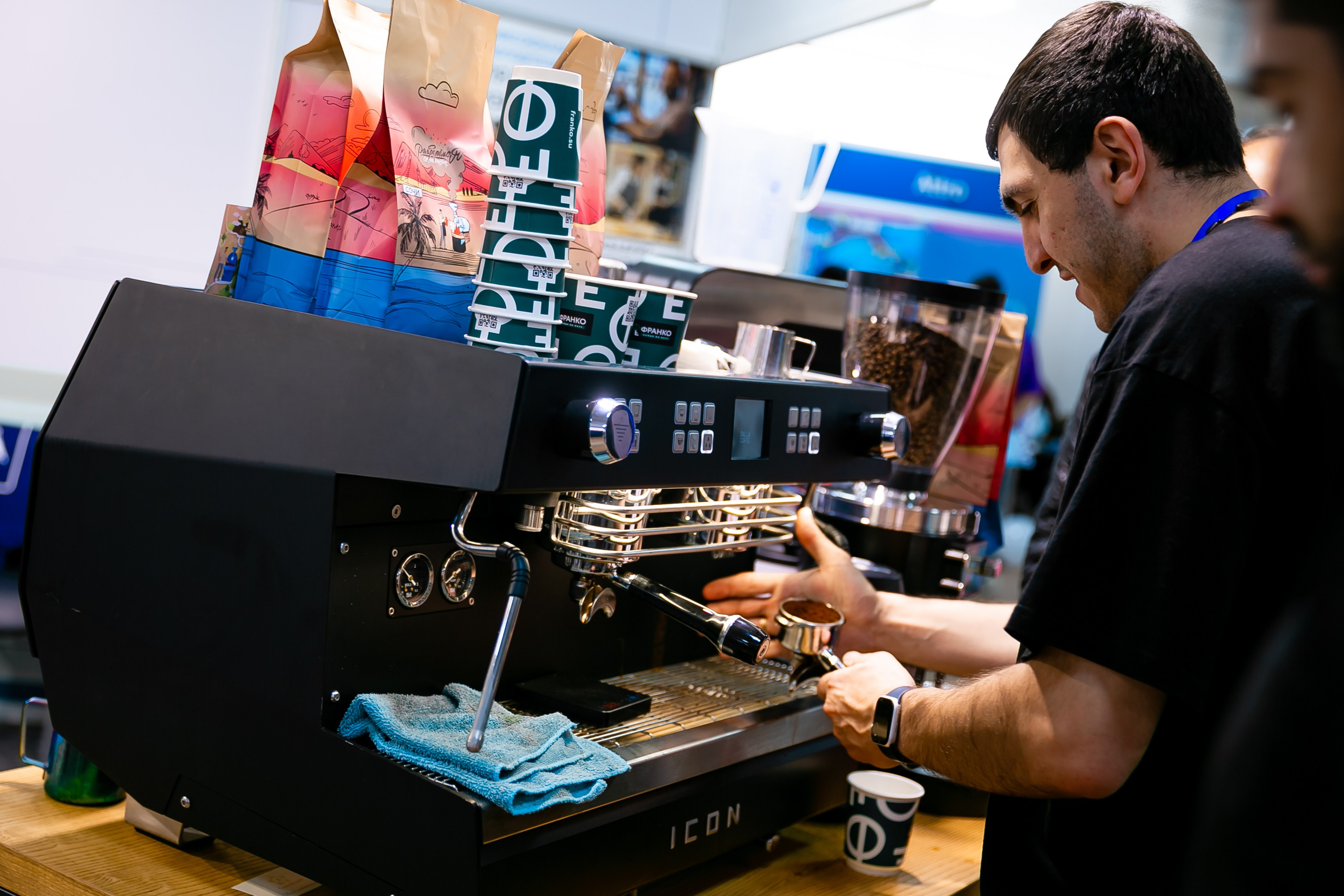 VIII Международный туристский форум «SIFT». Репортажный фотограф в Ялте Алексей Семёнов