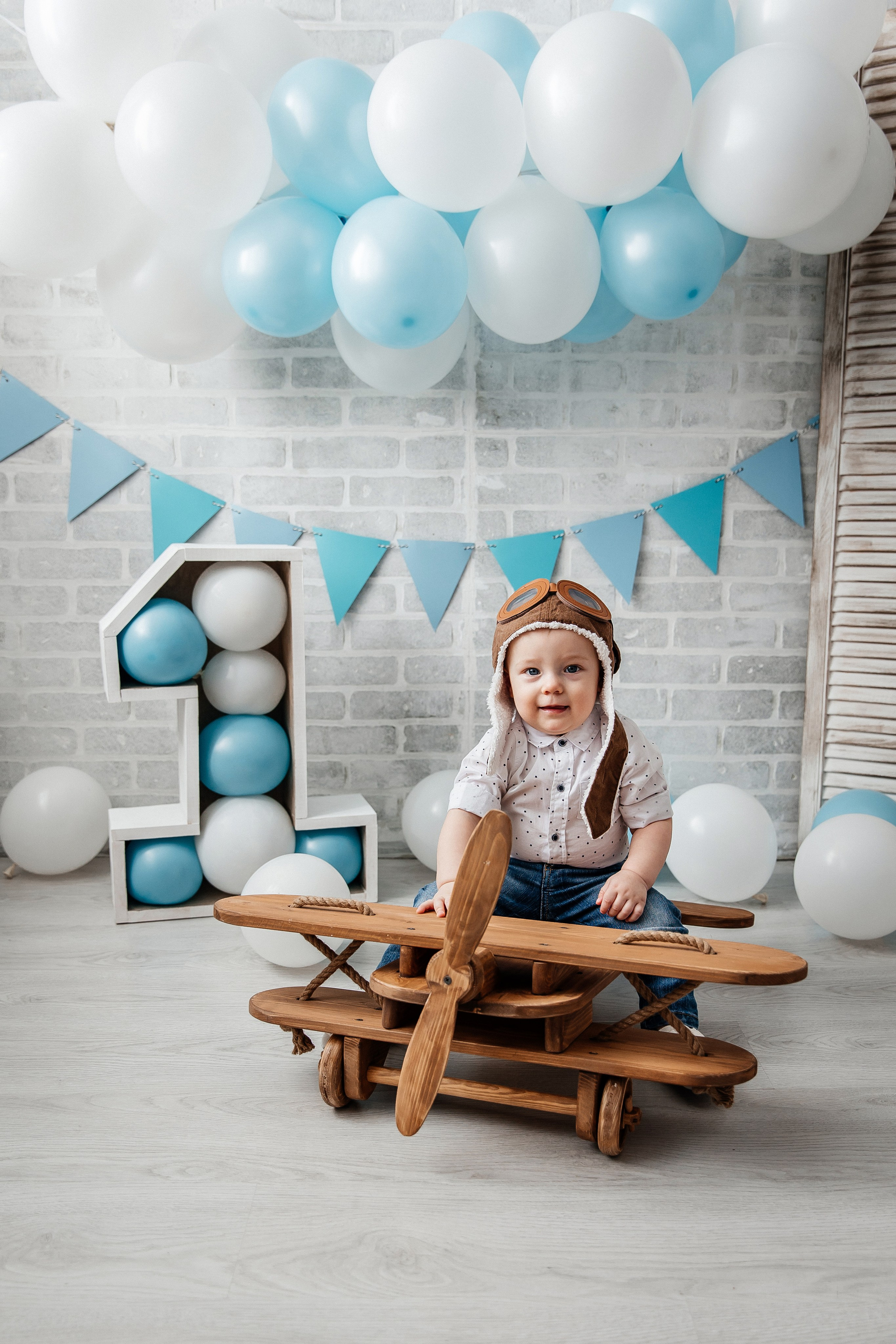 Самолёт. Детский фотограф, выпускные альбомы в Нижнем Новгороде Бодягина Мария