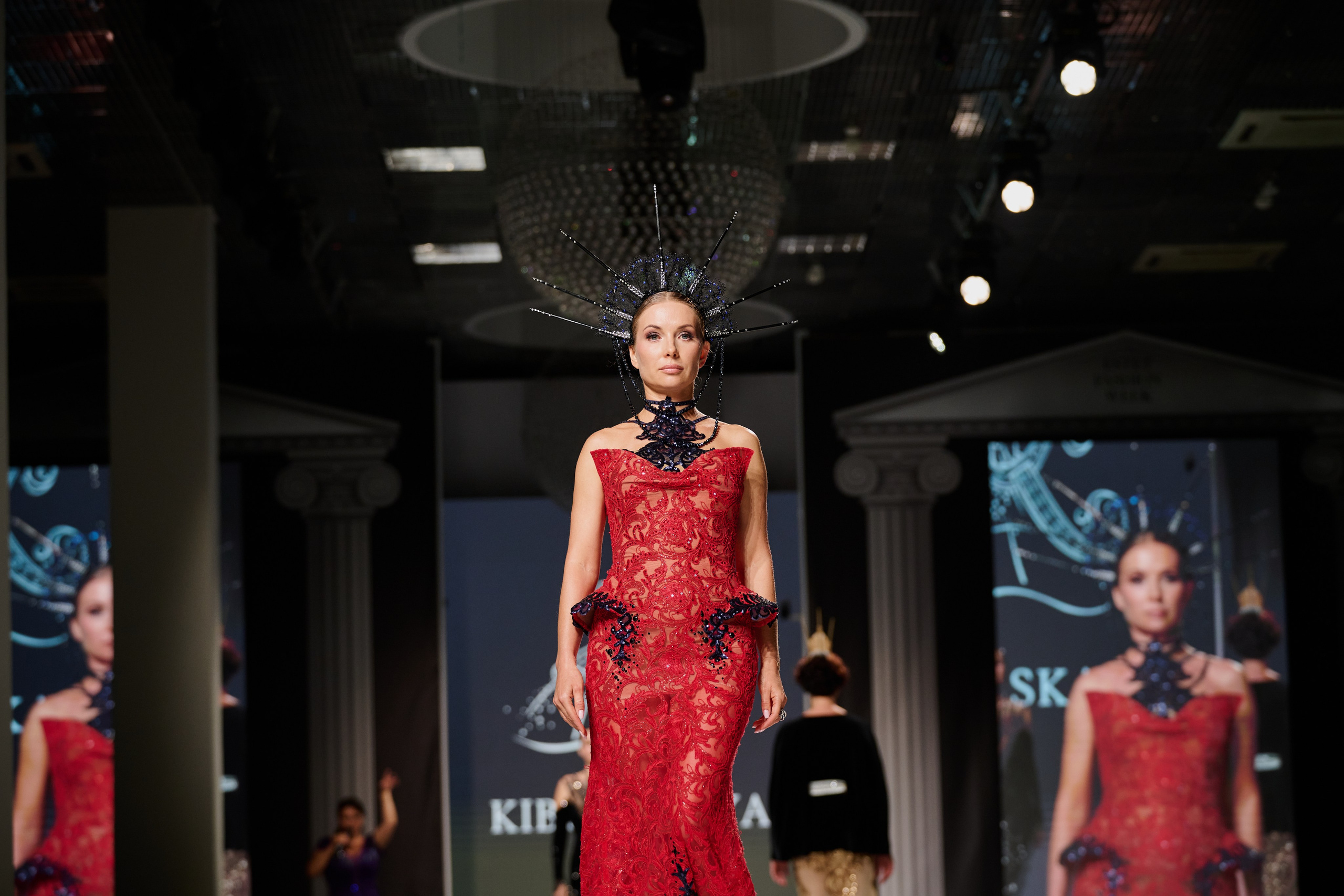 ESTET FASHION WEEK ВЕСНА — 2025. Фотограф Роман Адлер