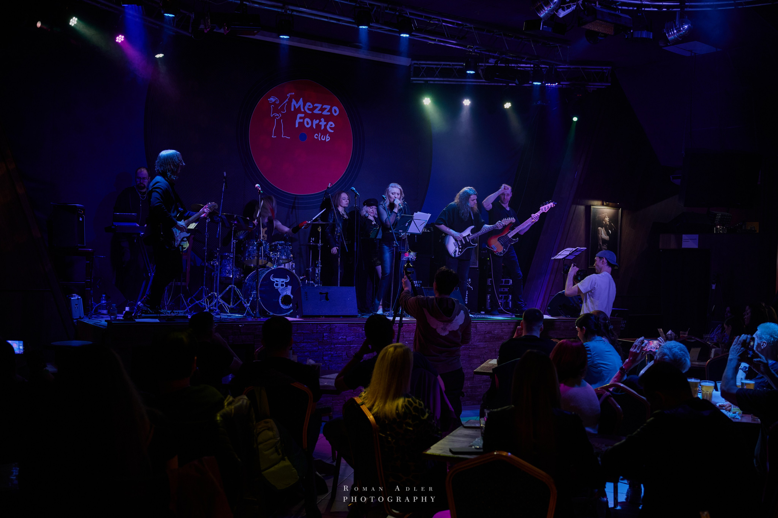 Mezzo Forte club. Фотограф Роман Адлер