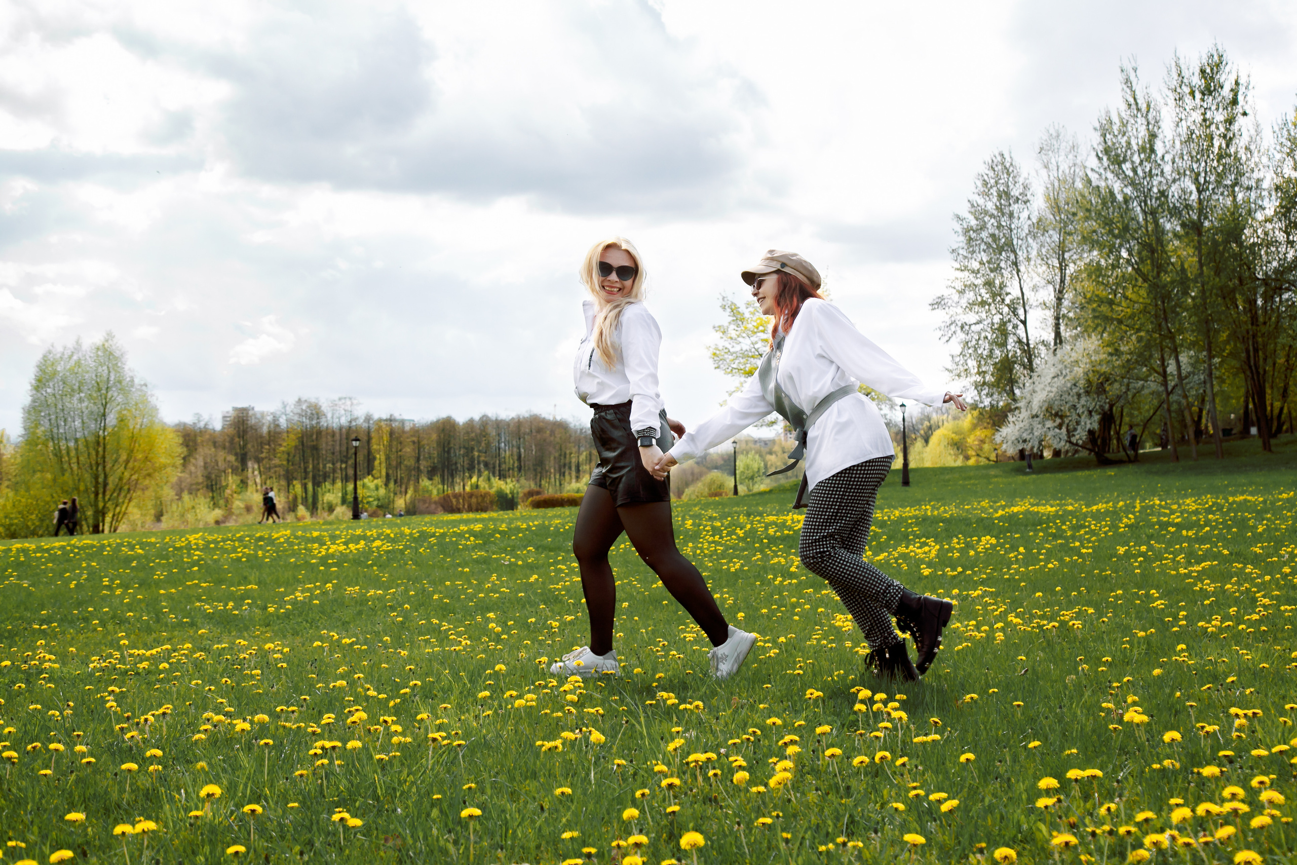 Елизавета и Яна весна 22. Свадебный и семейный фотограф в Минске Духович Татьяна