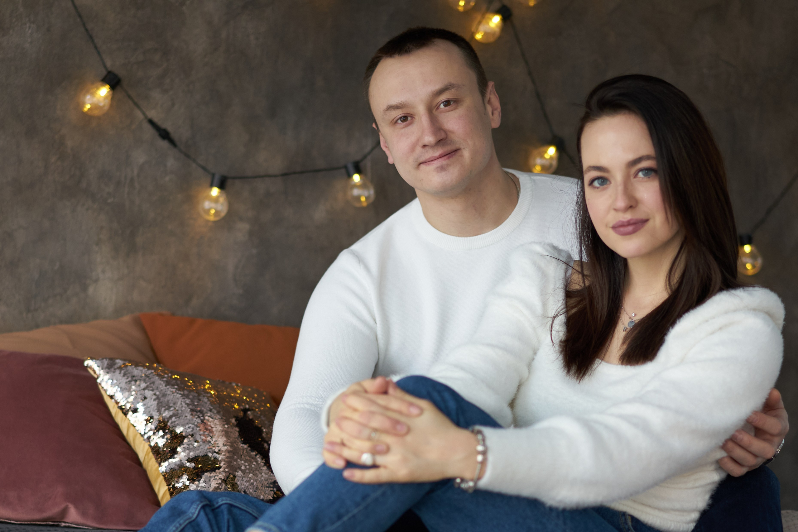 Семейная фотосессия в студии. Фотограф Екатеринбург Кокшарова Александра