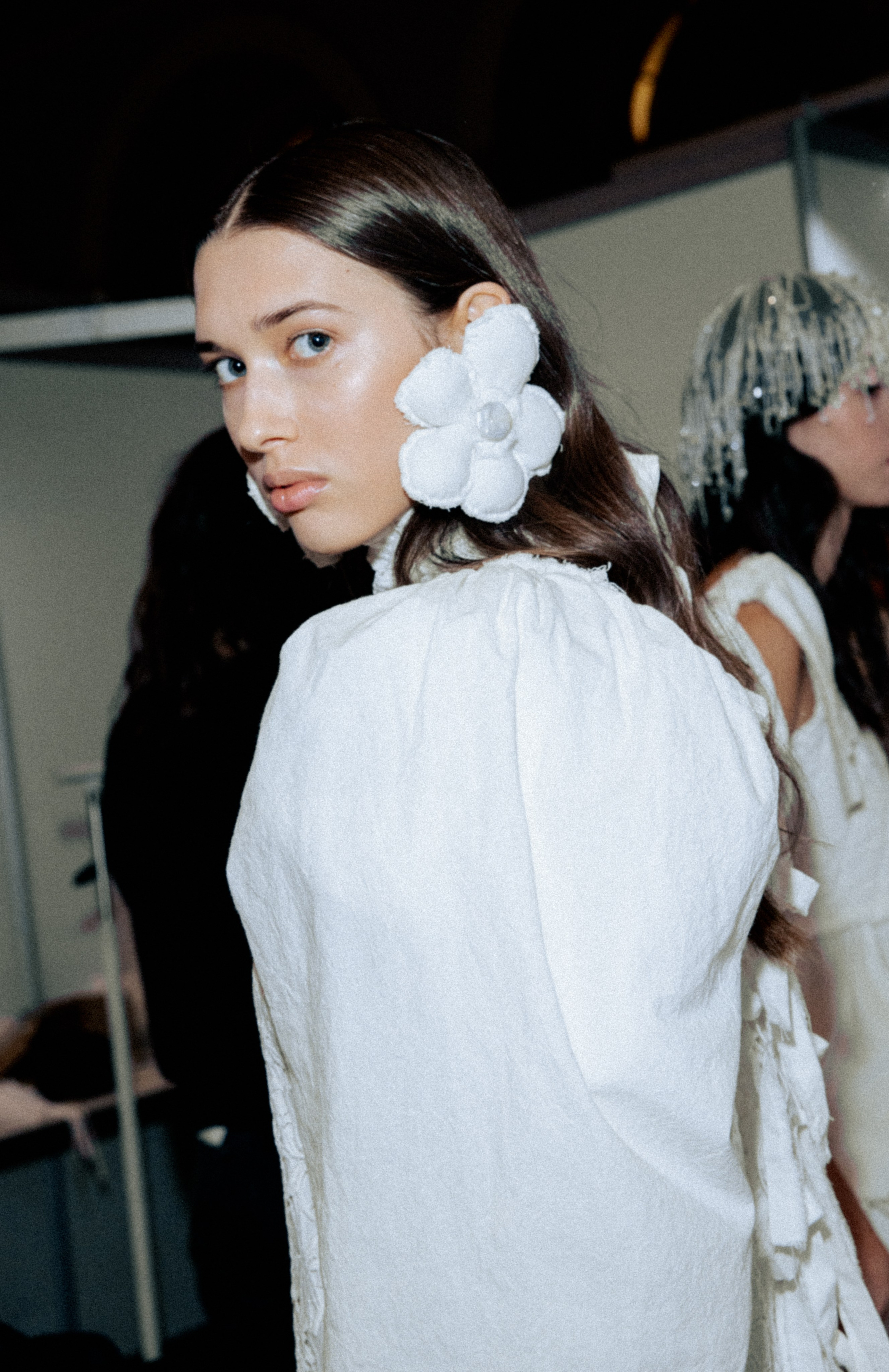 Бэкстейдж бренда GAPANOVICH на неделе моды. Репортажный фотограф Катерина Гилс Москва