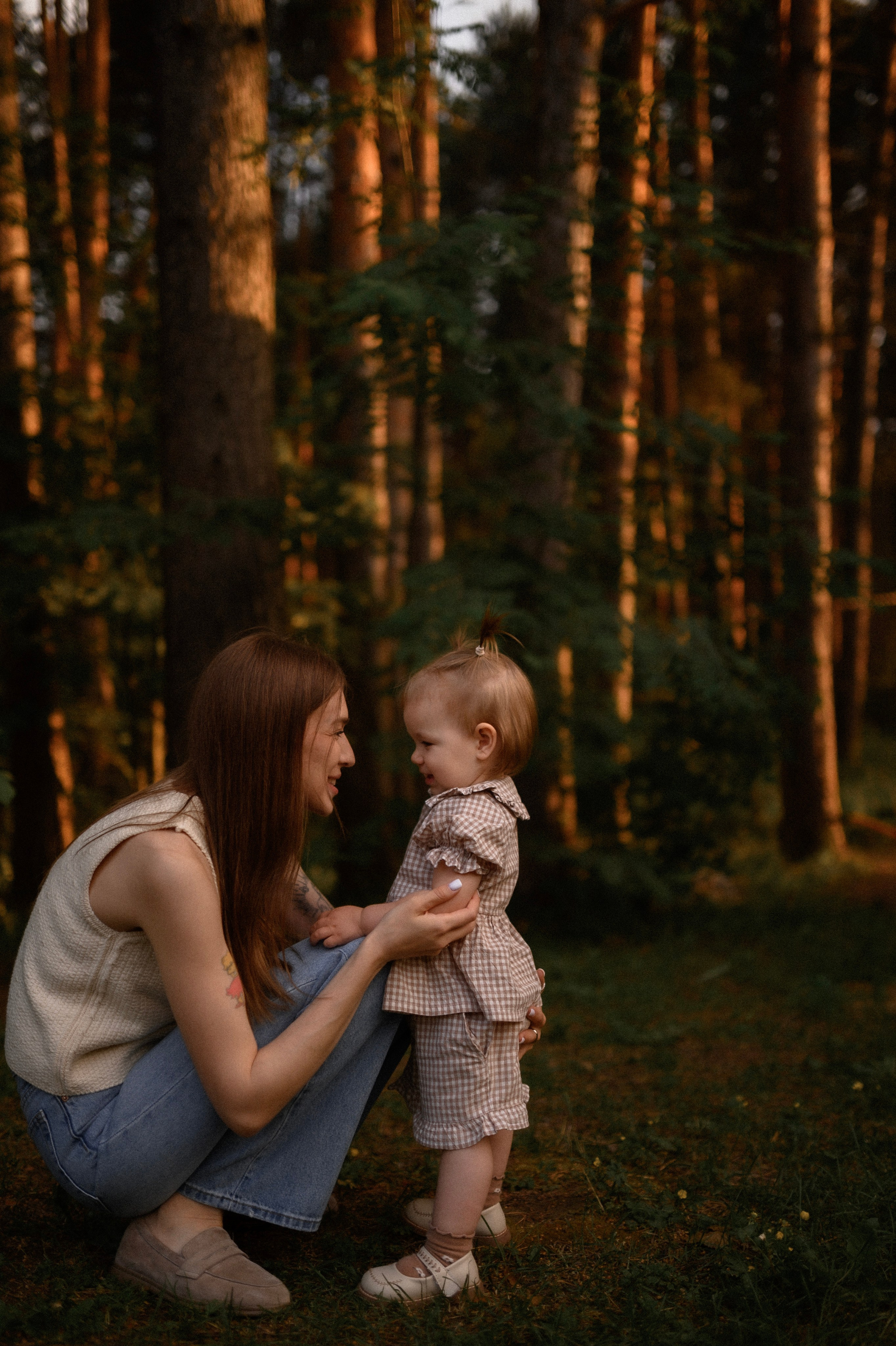 Надя и Алиса в ресторане Кедр. Семейный и свадебный lifestyle-фотограф в Москве Мария Петрова
