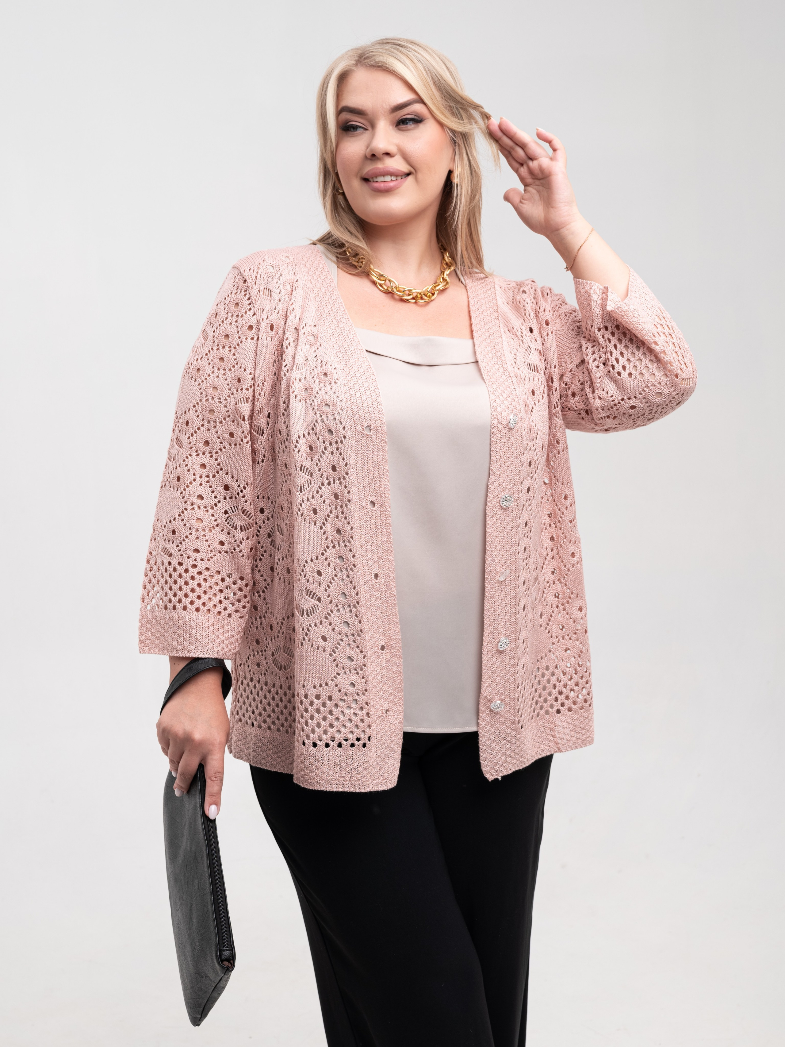 Кардиганы. Предметный фотограф, фото для маркетплейсов Пятигорск, КМВ