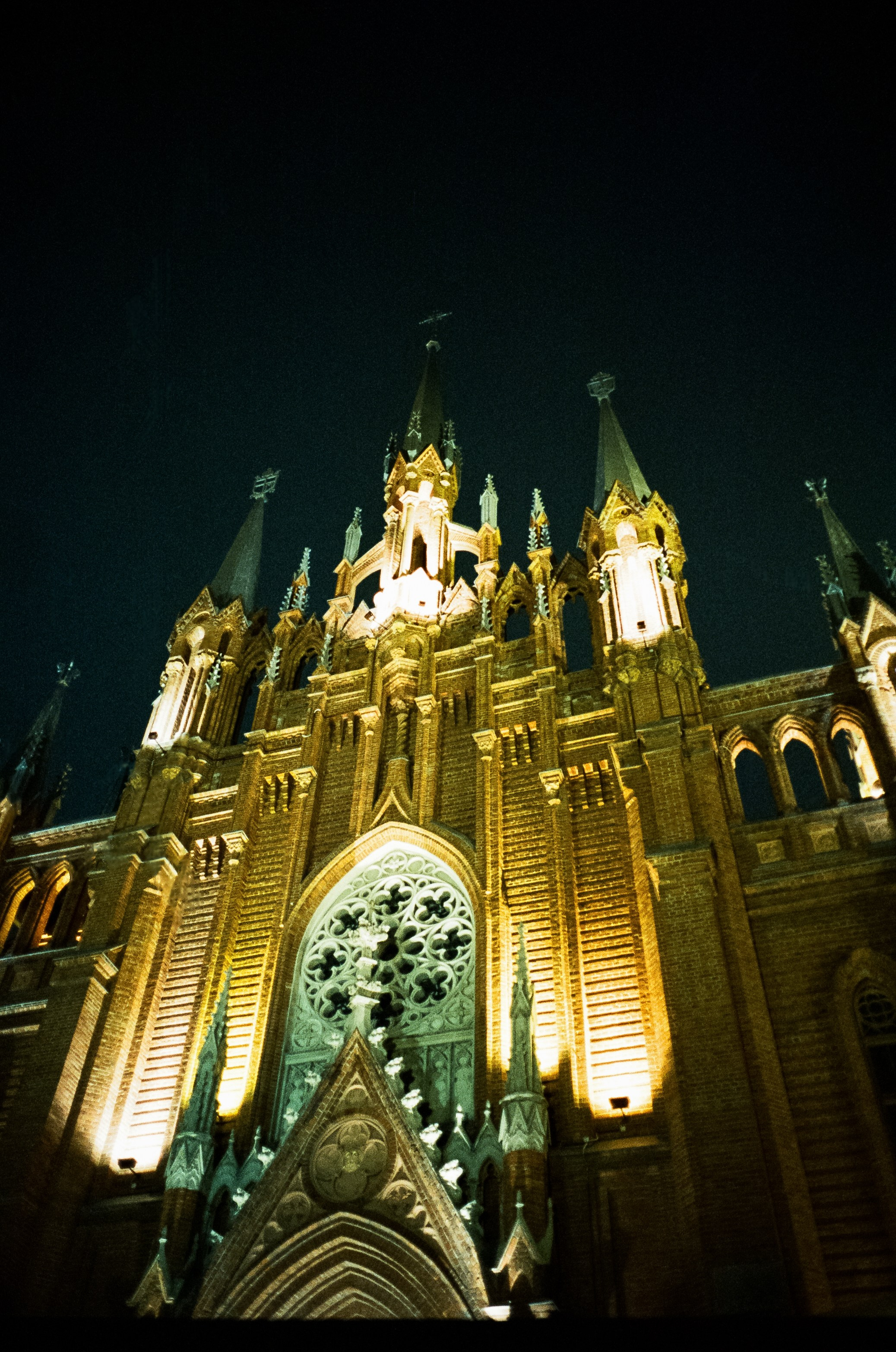 Малая Грузинская, Садовое, Петровка / Voigtlander BESSA-T — Ultron 28 mm f/2 / SFL 500T