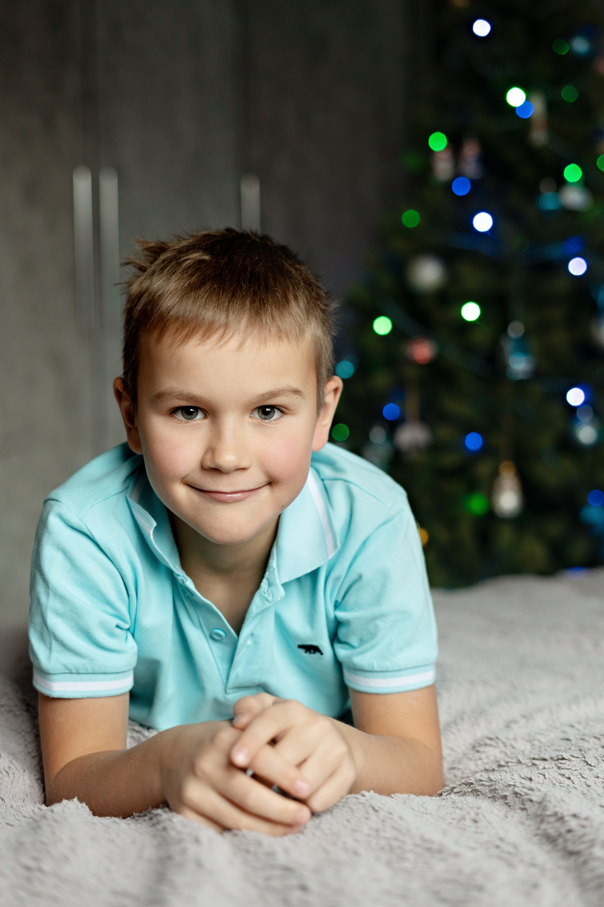 Новогодняя домашняя фотосессия (комната в квартире 14 кв.м). Семейный и детский фотограф в Москве Екатерина Офицерова