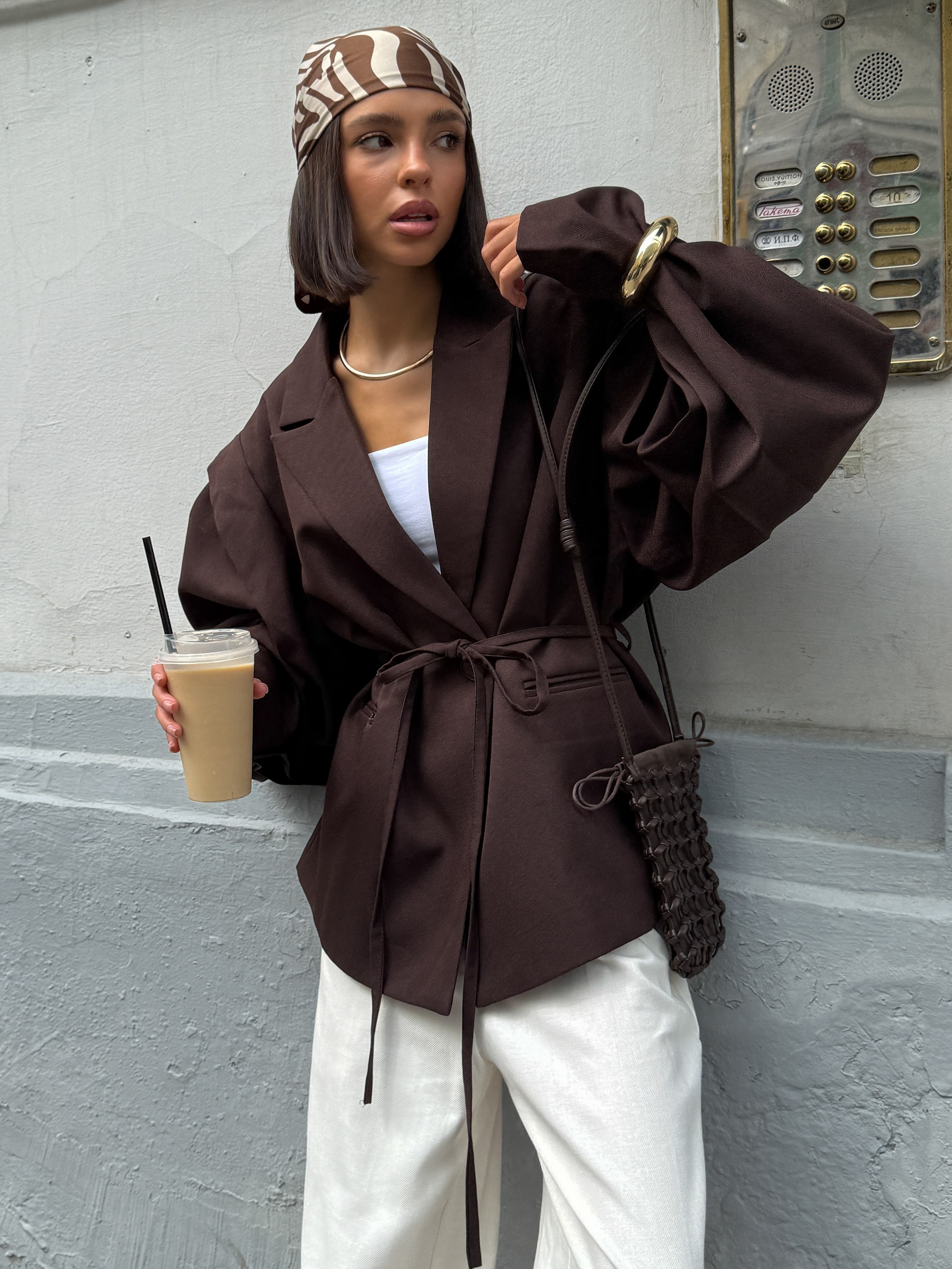 8. Фотограф для брендов и индивидуальных фотосессий в Москве