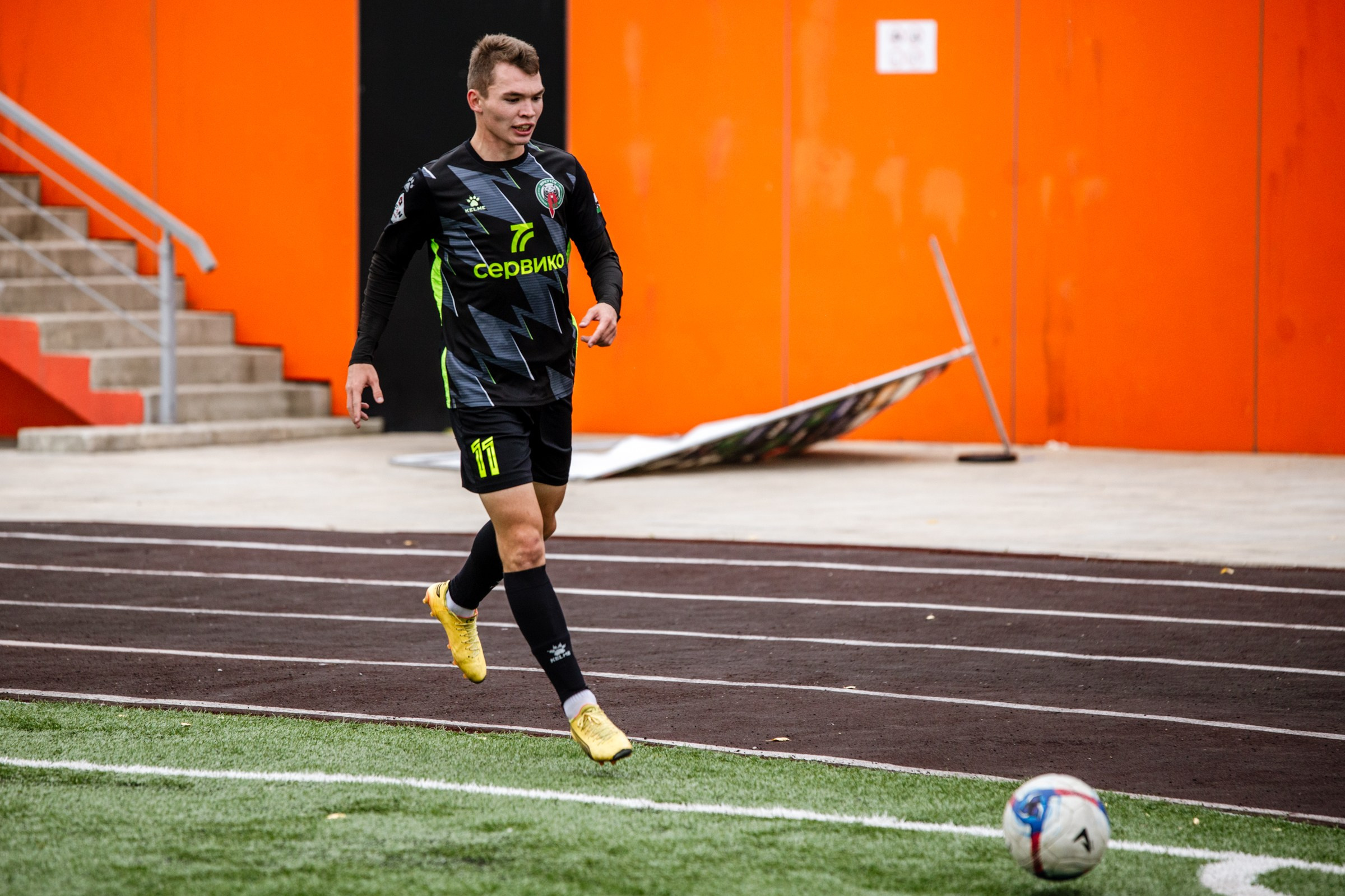 Первенство России по футболу LEON-Вторая лига Б | ФК Иркутск — Космос (Долгопрудный) | 14.09.25. Фотограф в Иркутске Евгения Айвазова