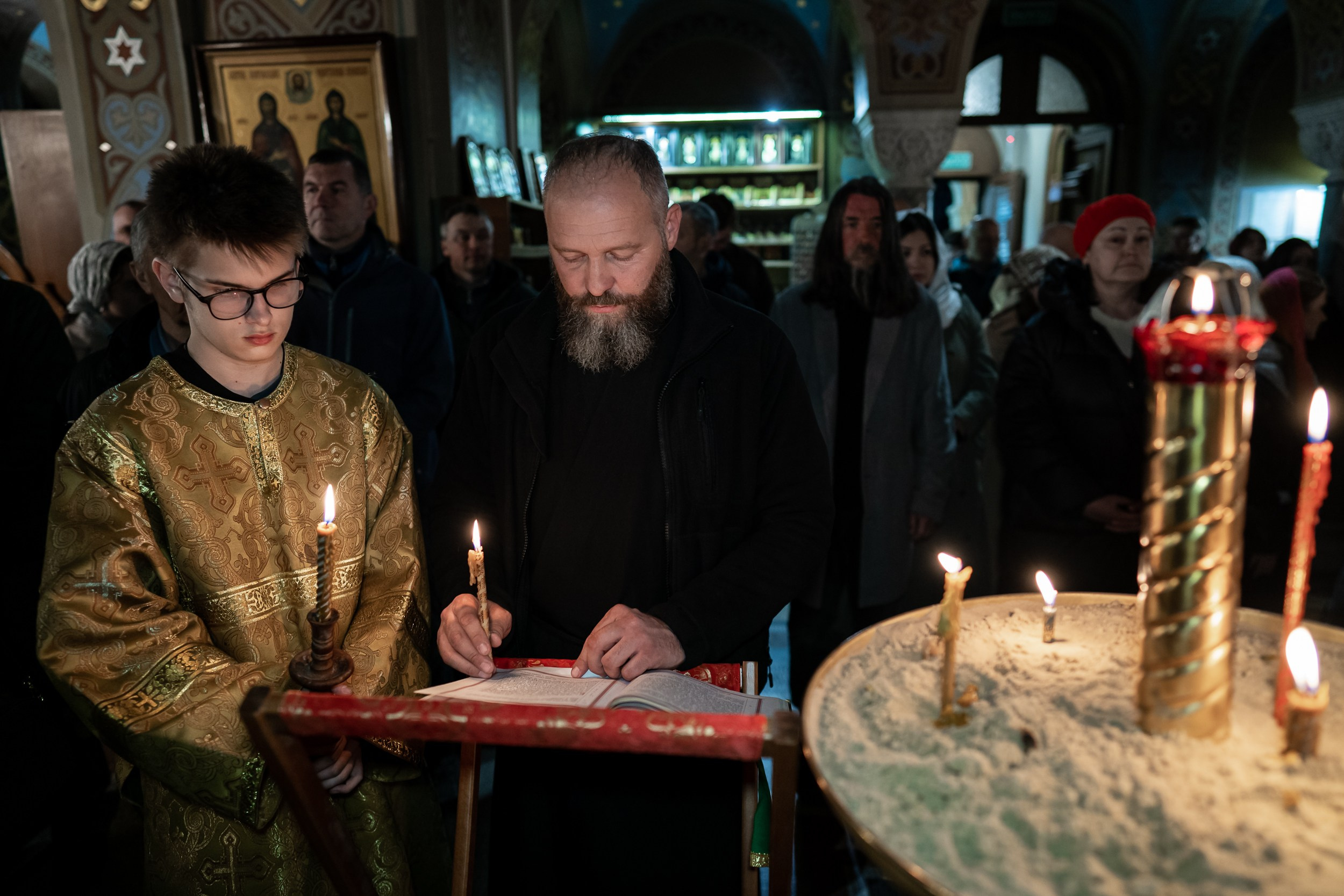 Престольный праздник в храме Воскресения Христова (Форосская церковь). Церковный фотограф Севастополь