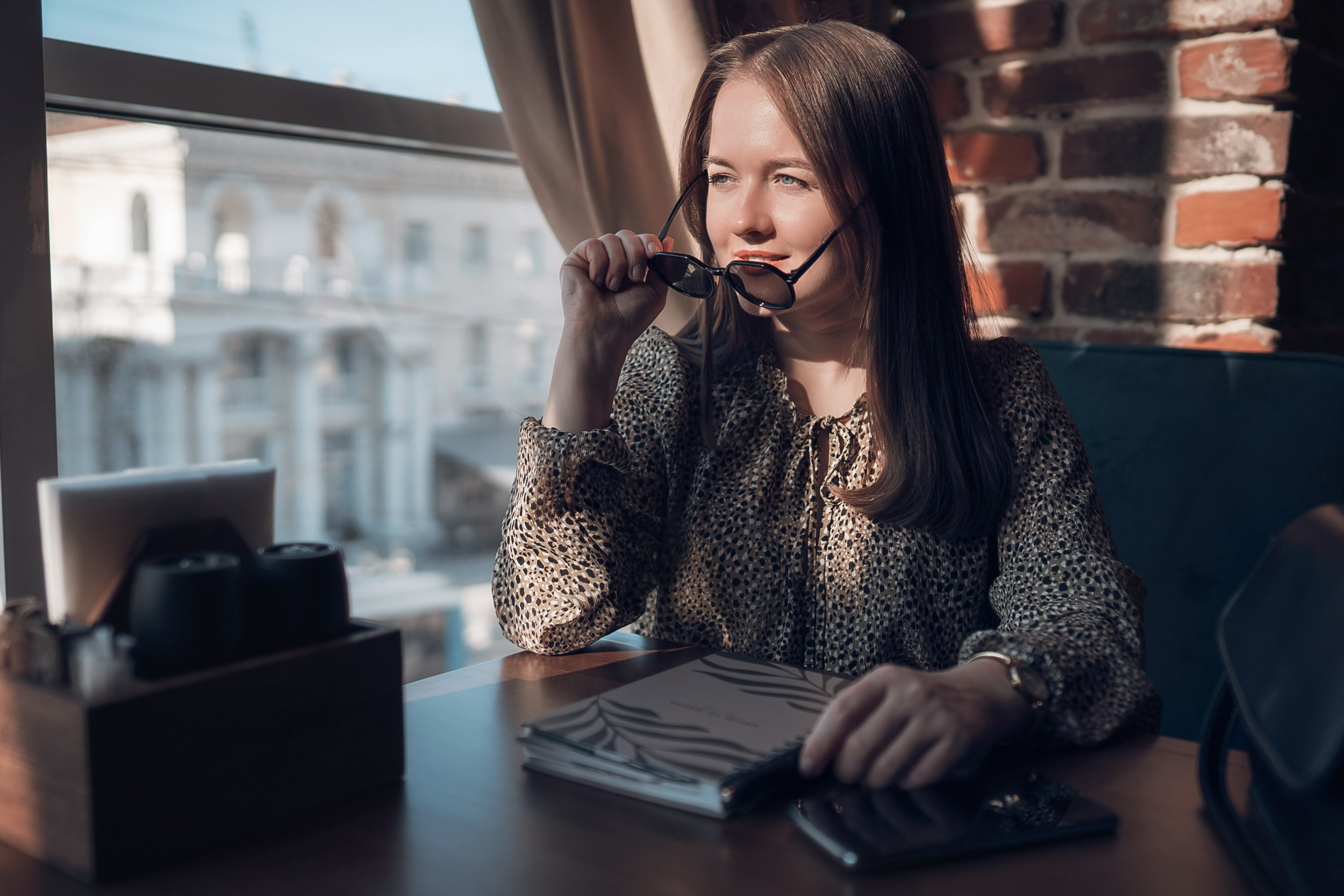 Контент история для дизайнера в гастро бар «Брауни». Церковный фотограф Севастополь
