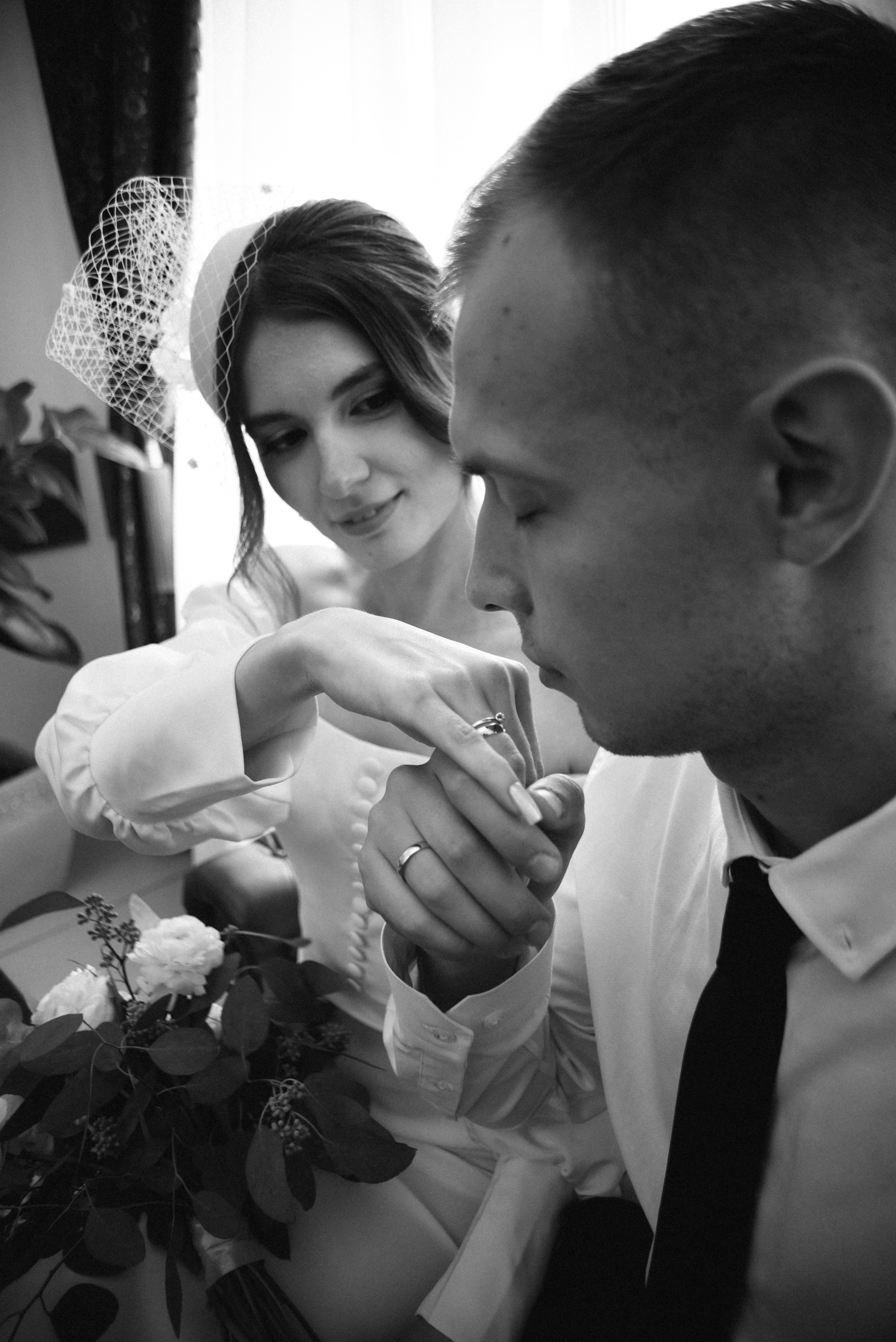 Егор и Виктория Грибоедовский ЗАГС и прогулка по городу. Фотограф Лола Волна, город Москва