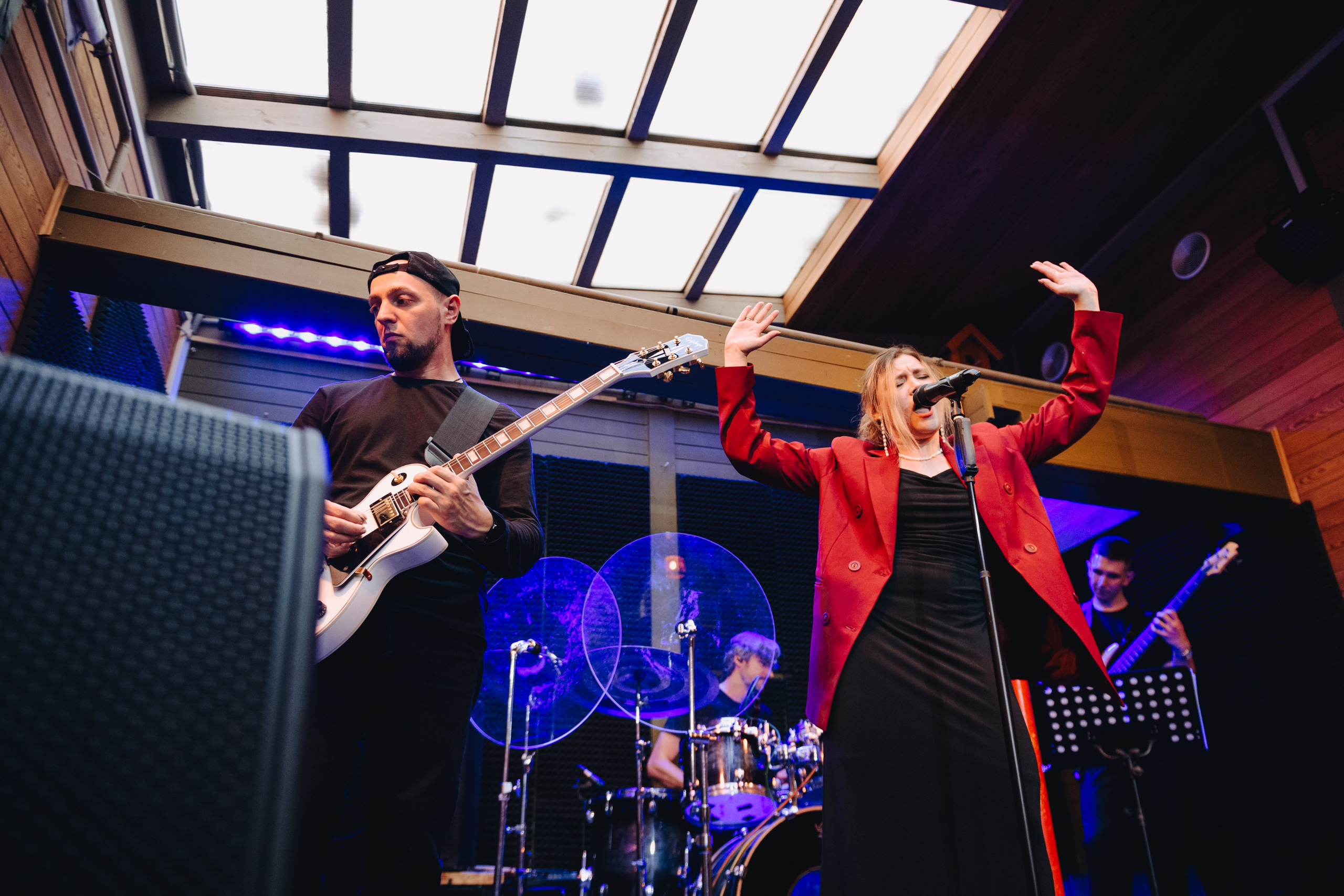 Концерт «Английский лётчик» от вокальной школы «Сигнон»