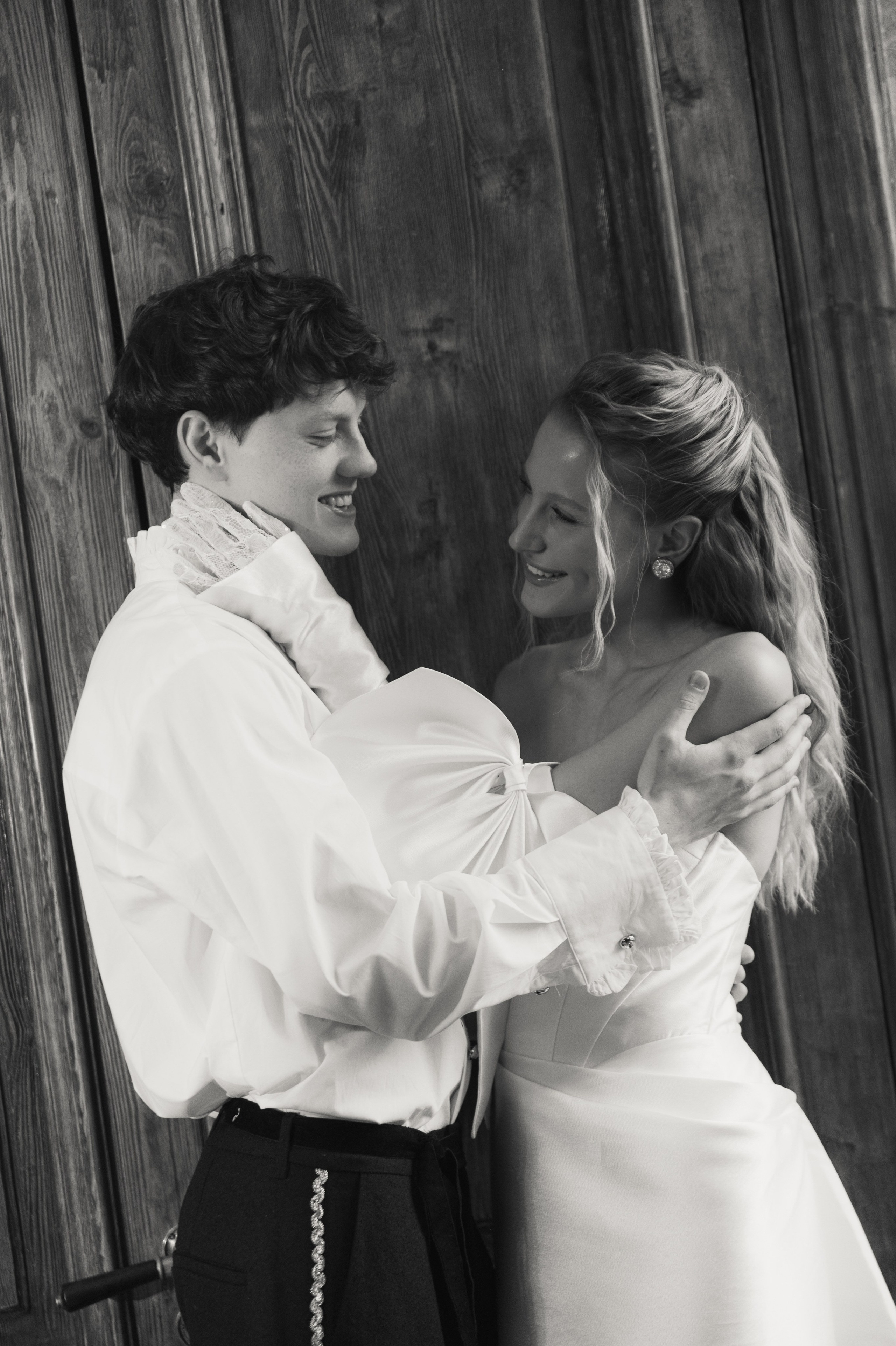 Свадебная съемка в исторической квартире на Чистых прудах. Ярослава Ерина — свадебный фотограф в Москве