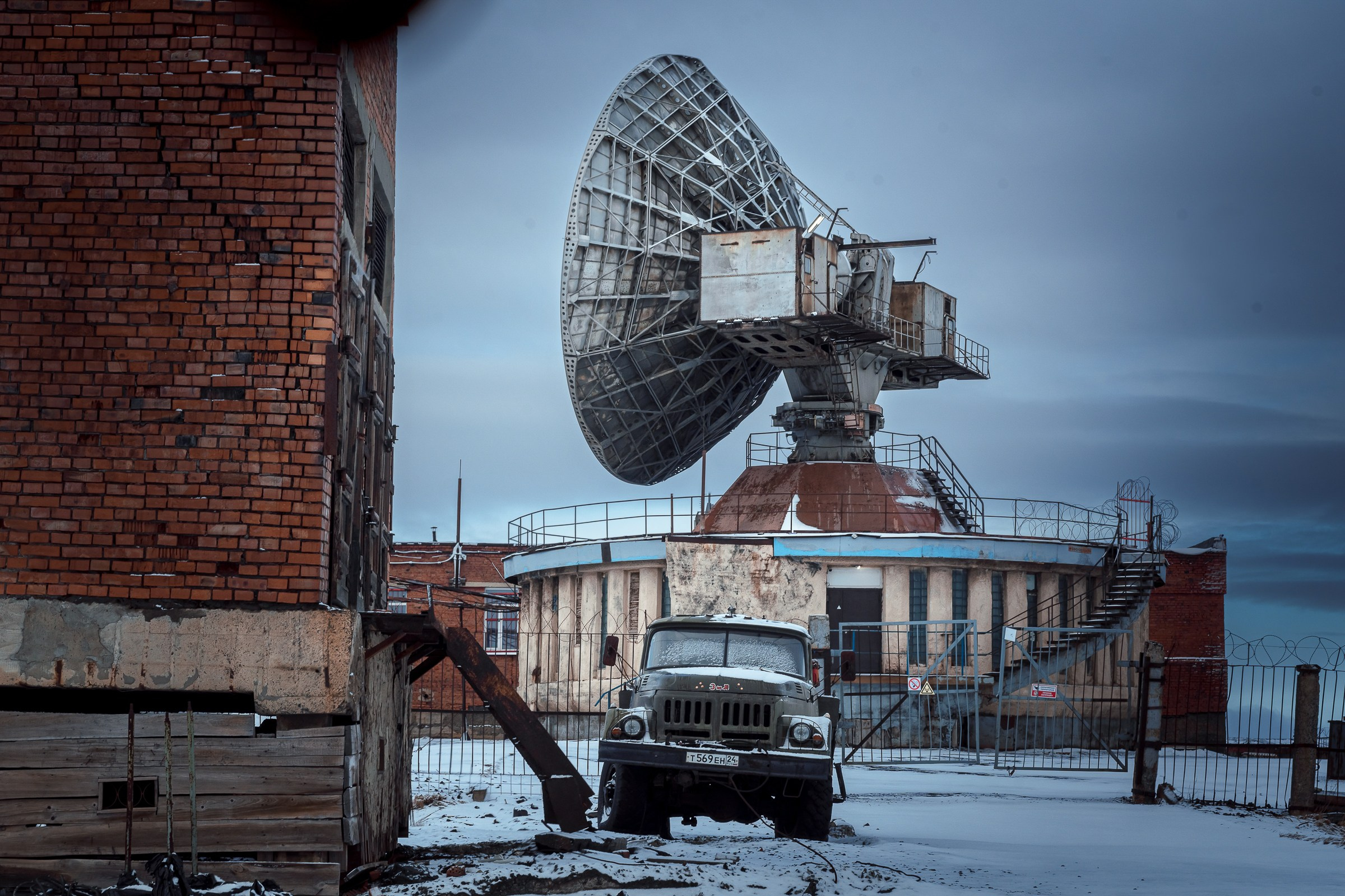 По снегу летящему с неба…. Фотограф Таня Смолянинова