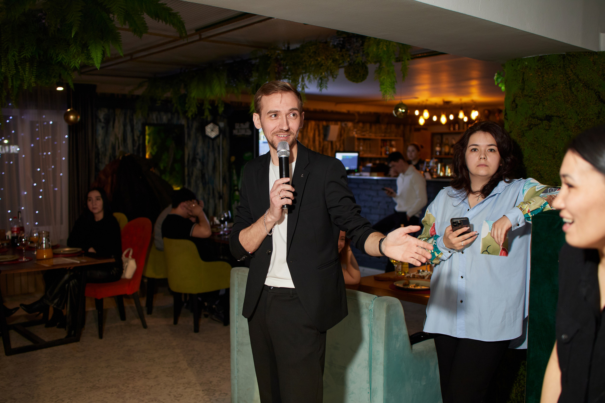 MAXIM & DAMIR | FOREST BAR | 8 МАРТА! 2-й вечер. Главная