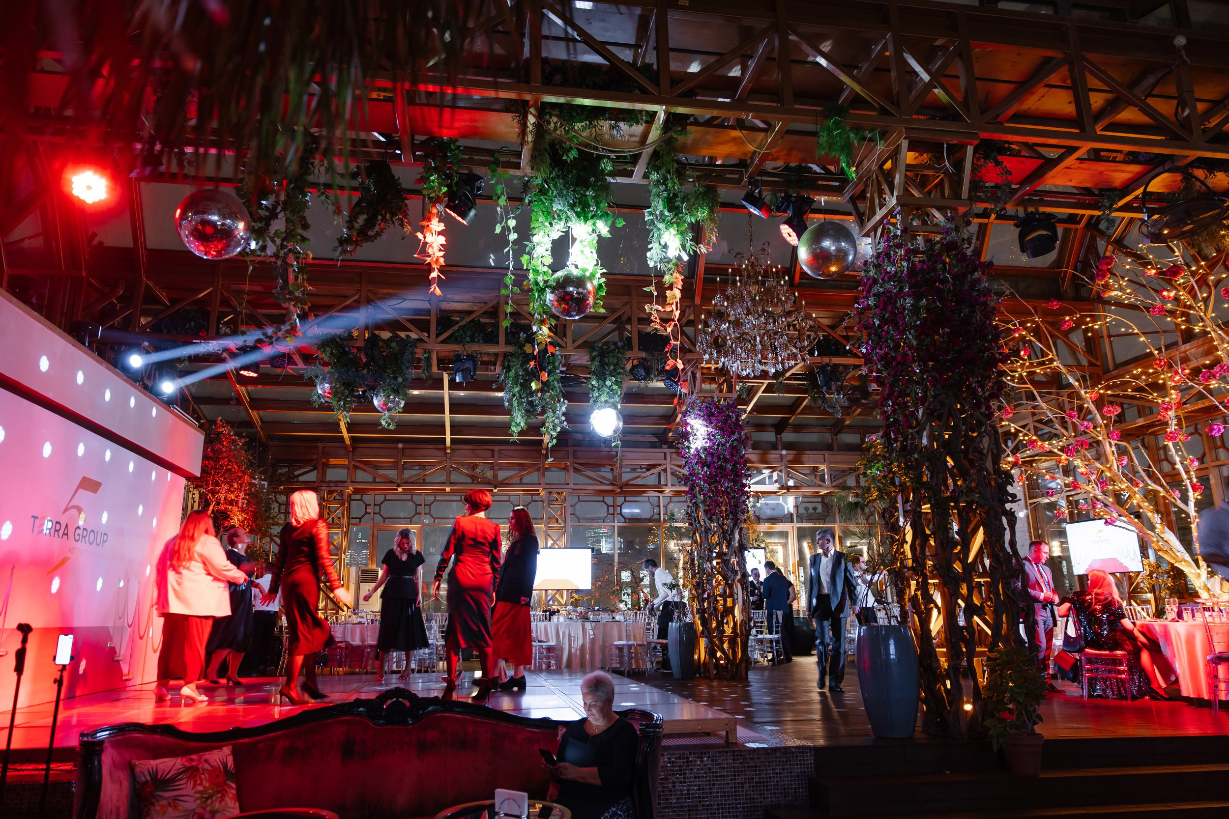 Фотограф на корпоратив. Фотограф, видеограф на свадьбу в Москве Никита Назаров