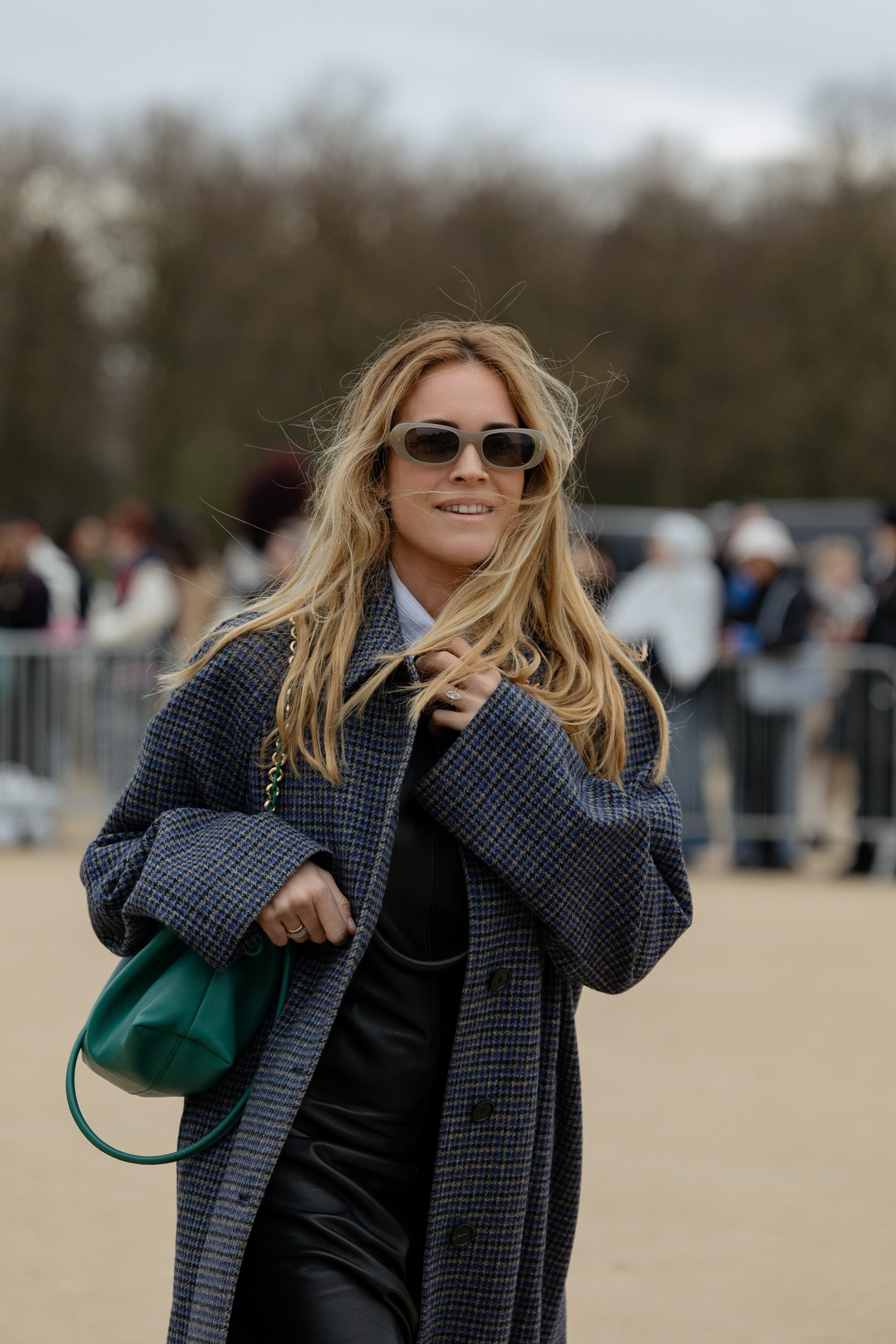 LOEWE PFW WOMENSWEAR FALL-WINTER 24/25. Photographer in Milan Ivan Goncharov