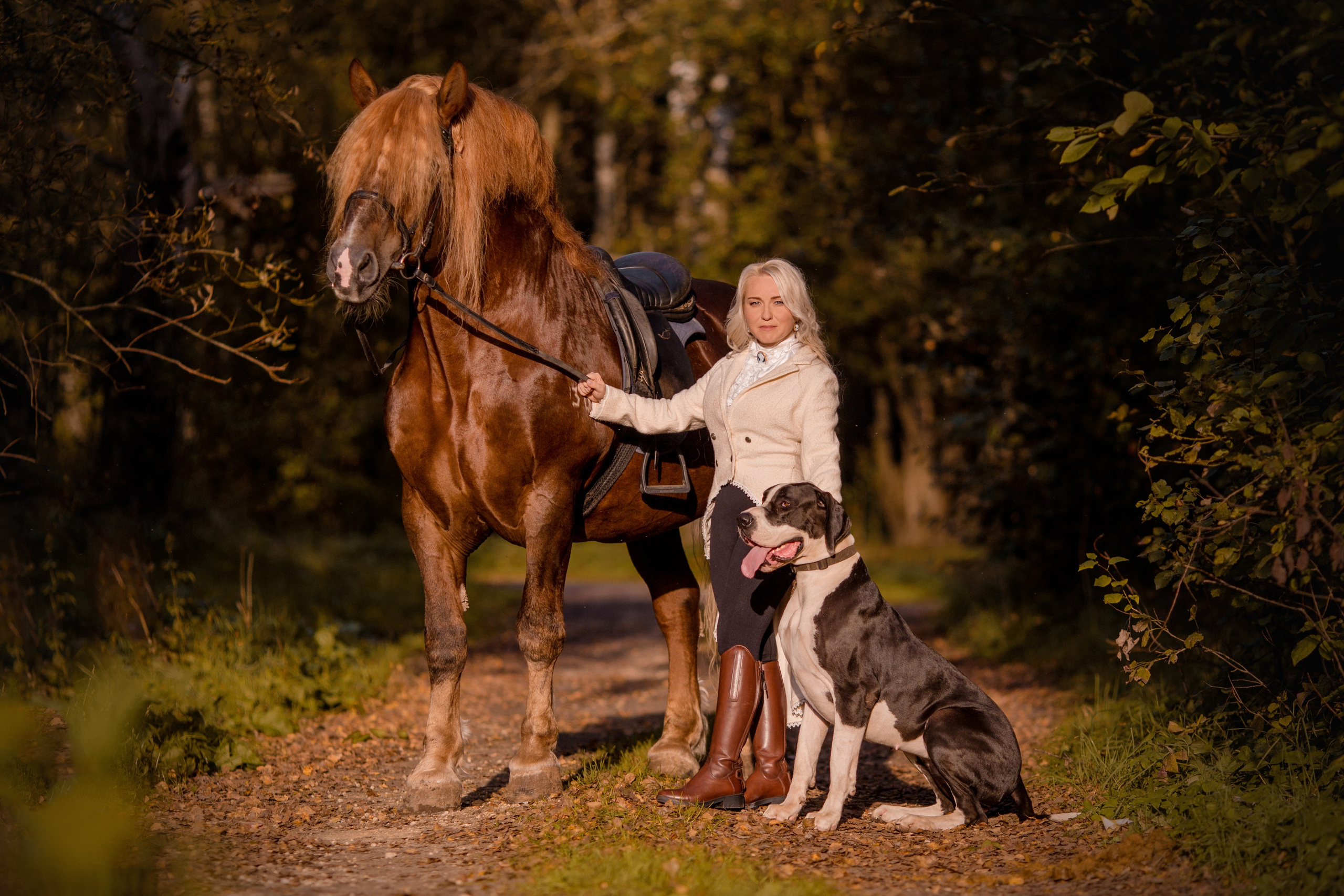 Осенняя фотосессия в костюме амазонка