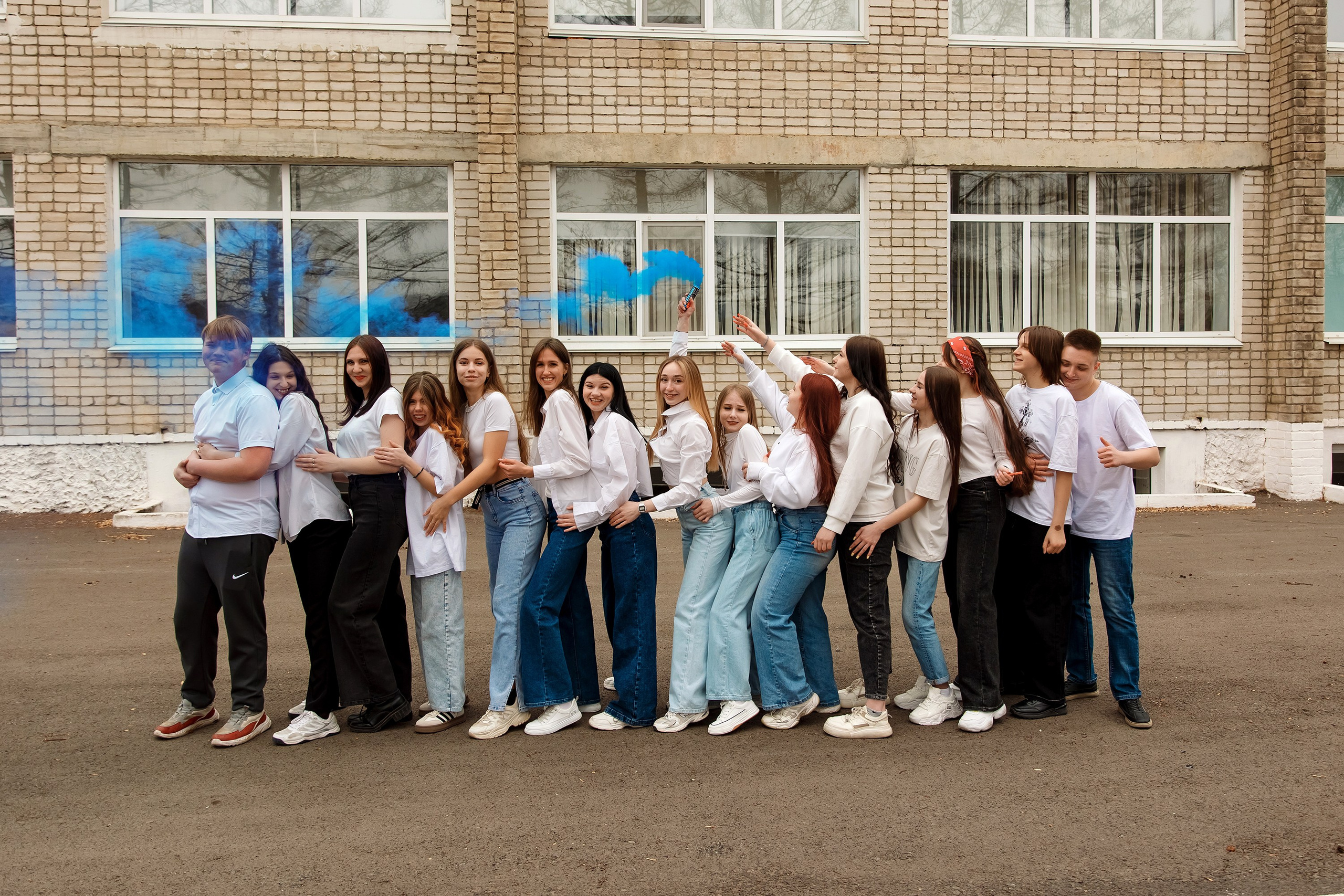 11 класс с. Барабаш. Фотограф Любовь Корниенко, Примоский край