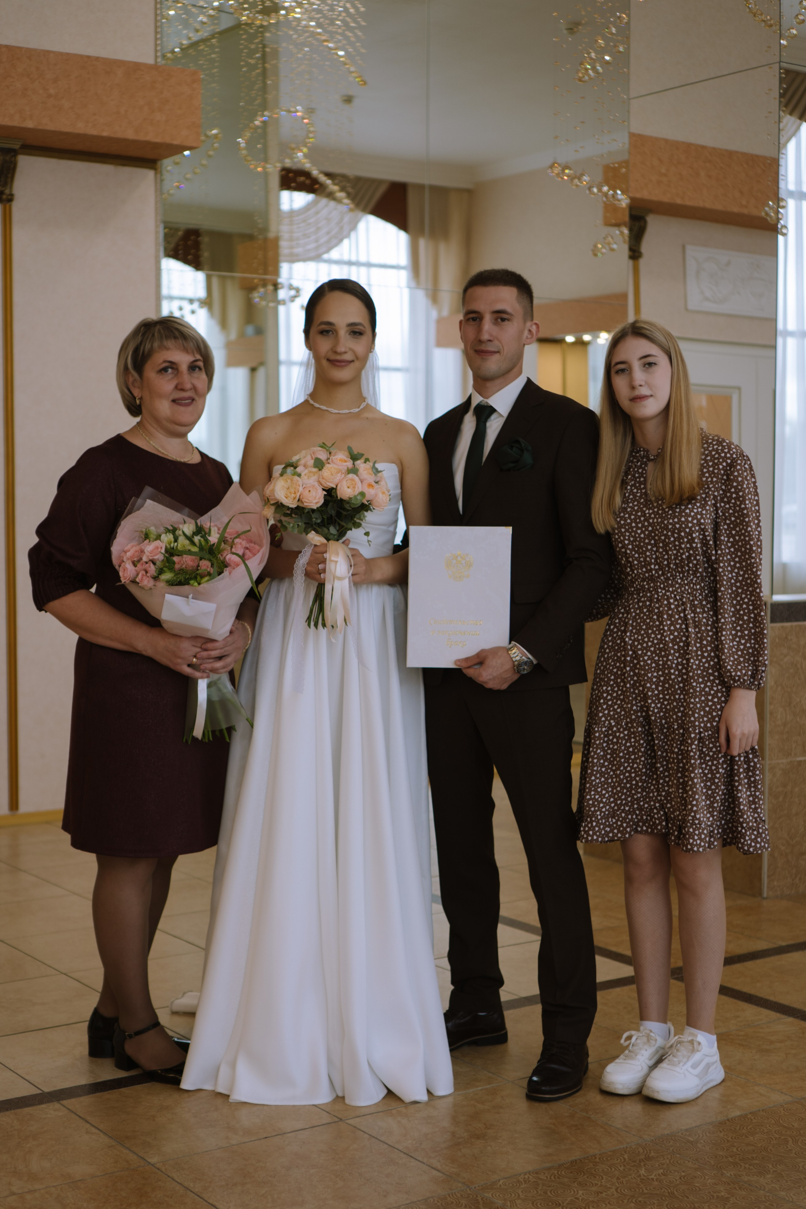 ЗАГС И ПРОГУЛКА 2 ЧАСА. Профессиональный фотограф, Санкт-Петербург — Виктория Богомолова