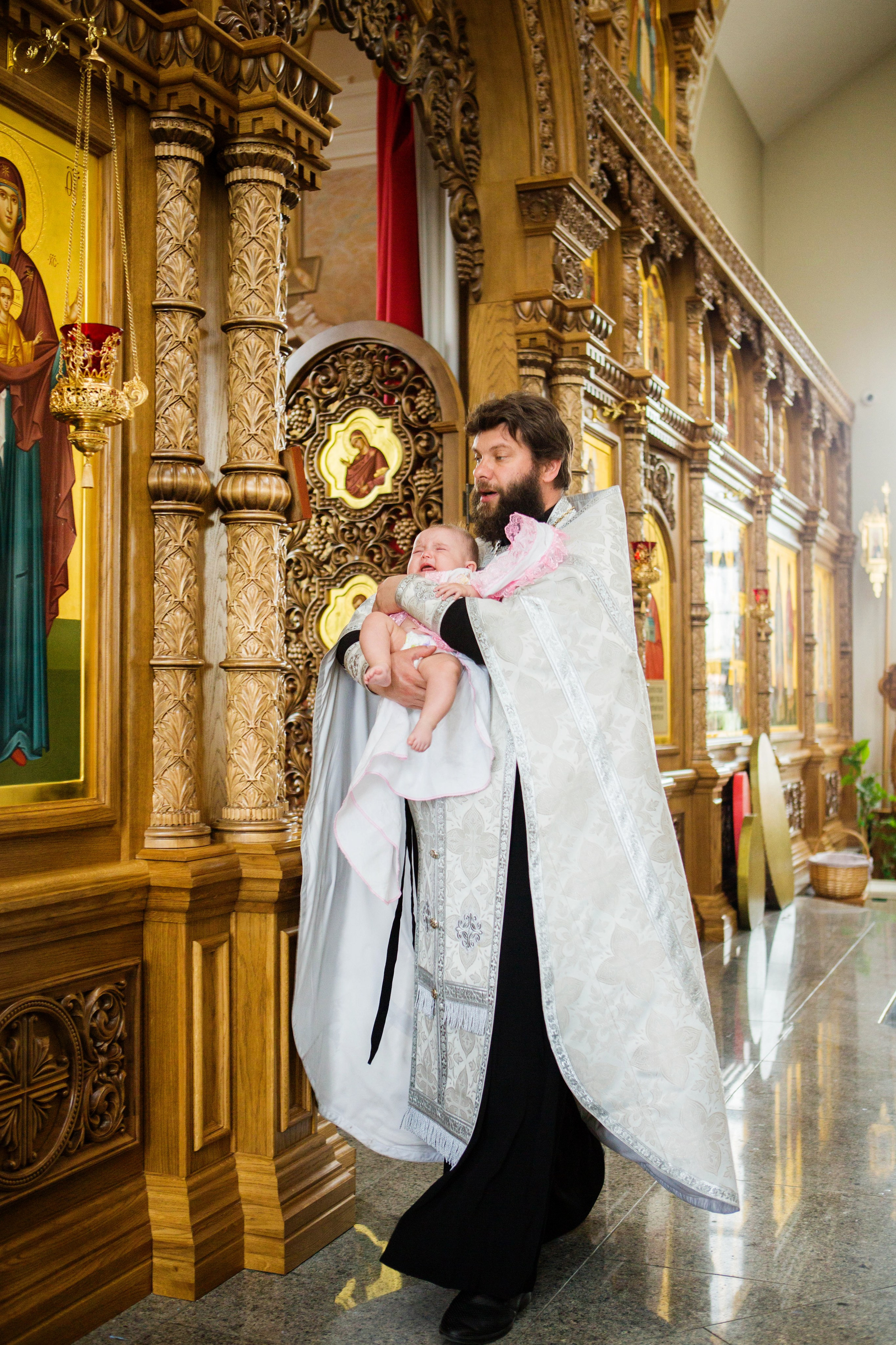 Крещение Софии. Храм Андрея Первозванного. Свадебный семейный и детский фотограф в Краснодаре Карина Федоровская