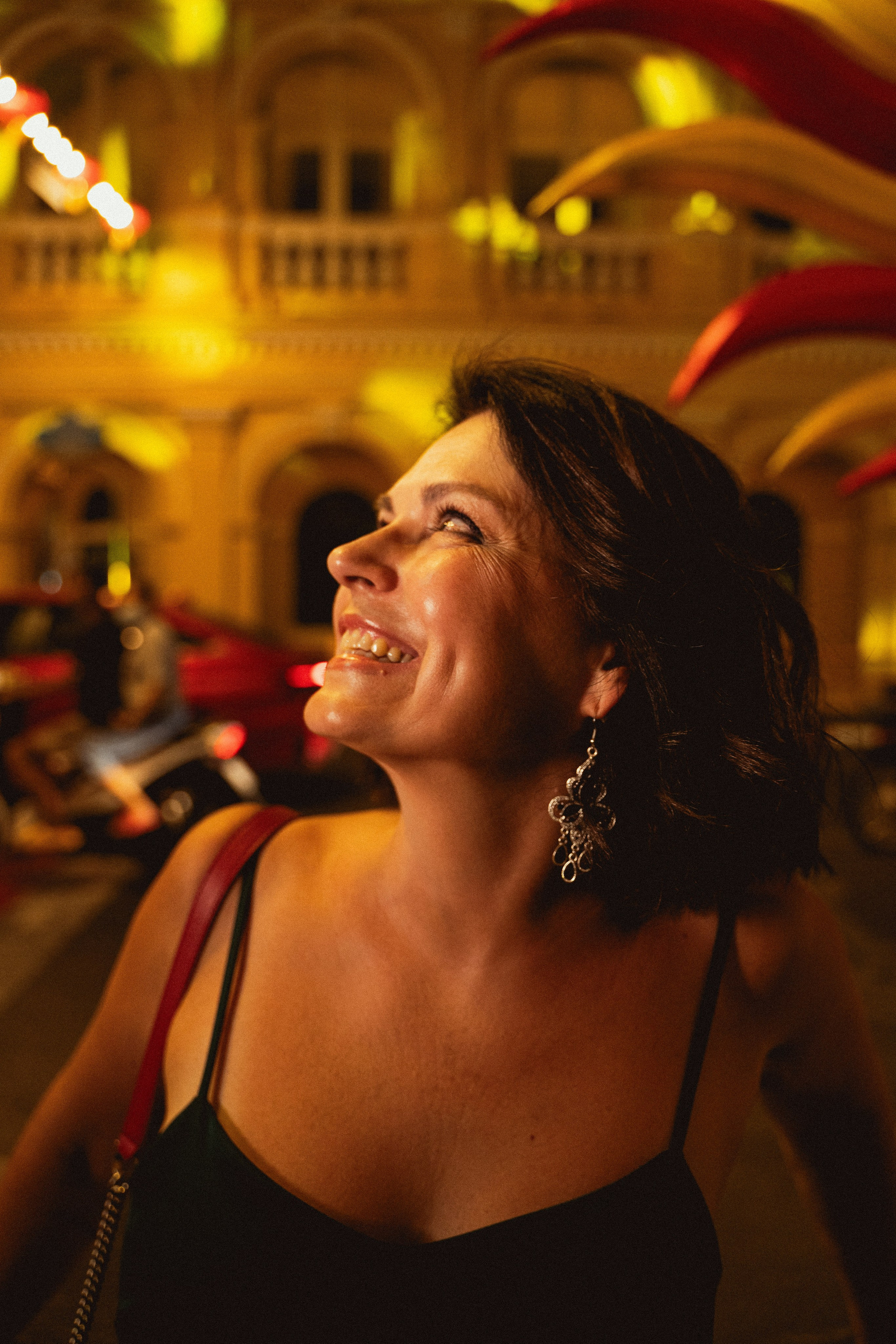 Эмоциональный портрет на Пхукете — искусство вашего образа, эмоций и красоты в виде индивидуальной фотосессии. Ян Долматов — фотограф, видеограф и продюсер на Пхукете, Таиланд