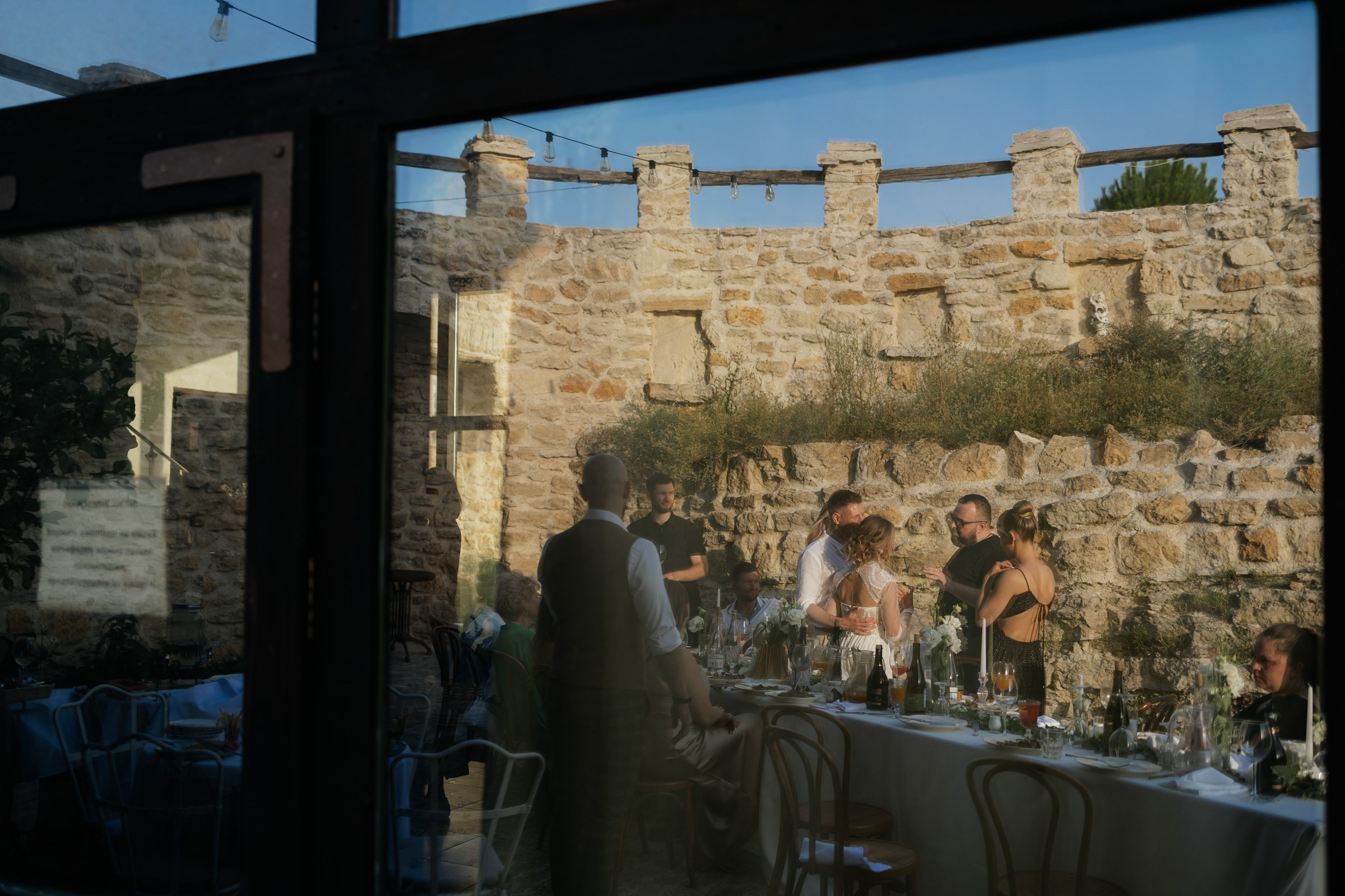 Атмосферная свадьба в Шато Андре. Архитектурный и интерьерный фотограф в Краснодаре | Дмитрий Демской